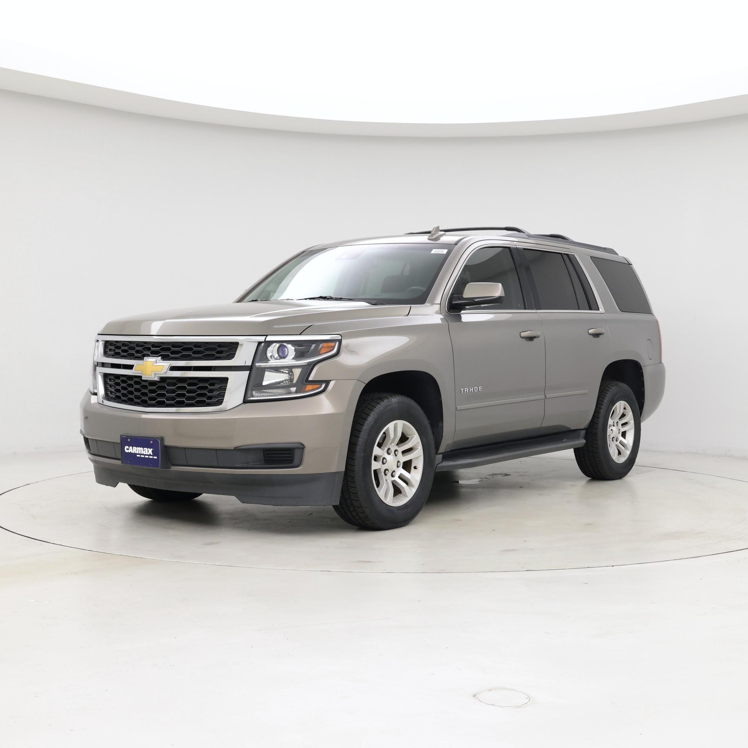 Thumbnail: 2017 Chevrolet Tahoe - 4