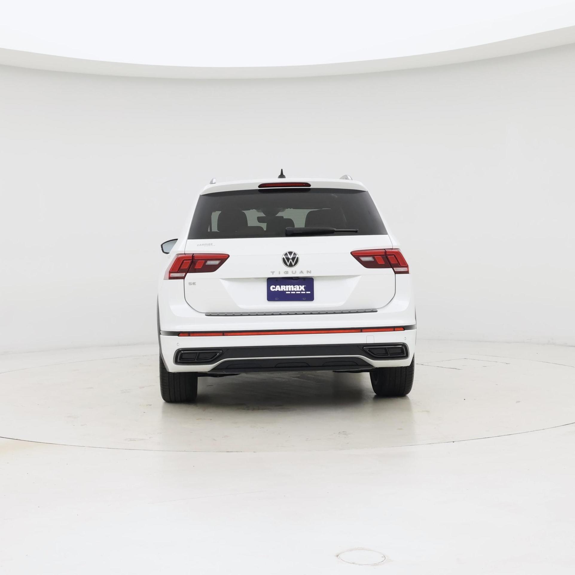 Thumbnail: 2023 Volkswagen Tiguan - 6
