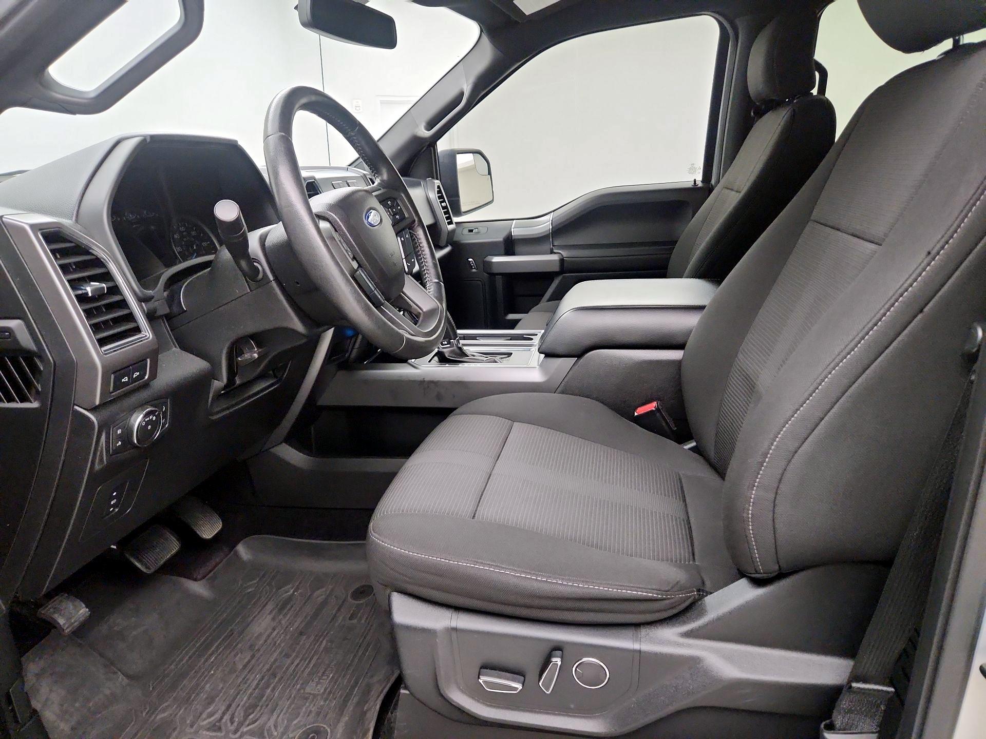 Thumbnail: 2017 Ford F-150 - 11