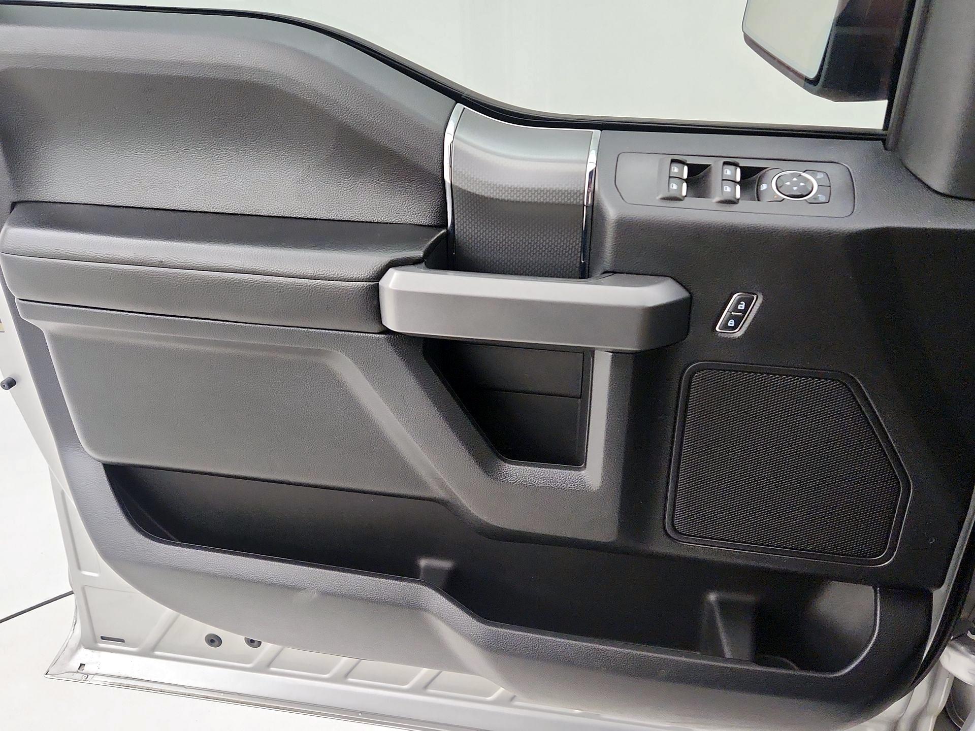 Thumbnail: 2017 Ford F-150 - 12