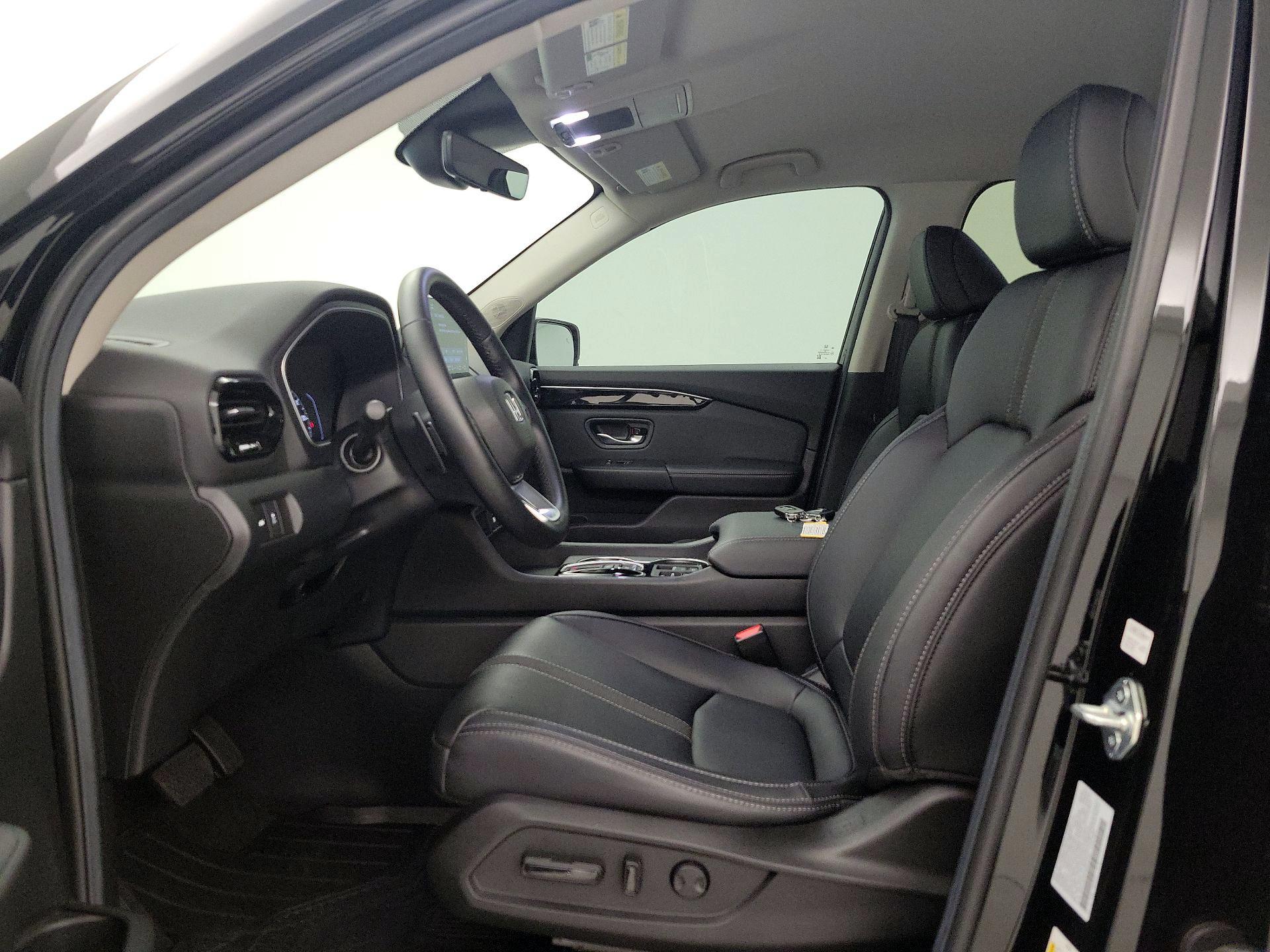 Thumbnail: 2025 Honda Pilot - 11