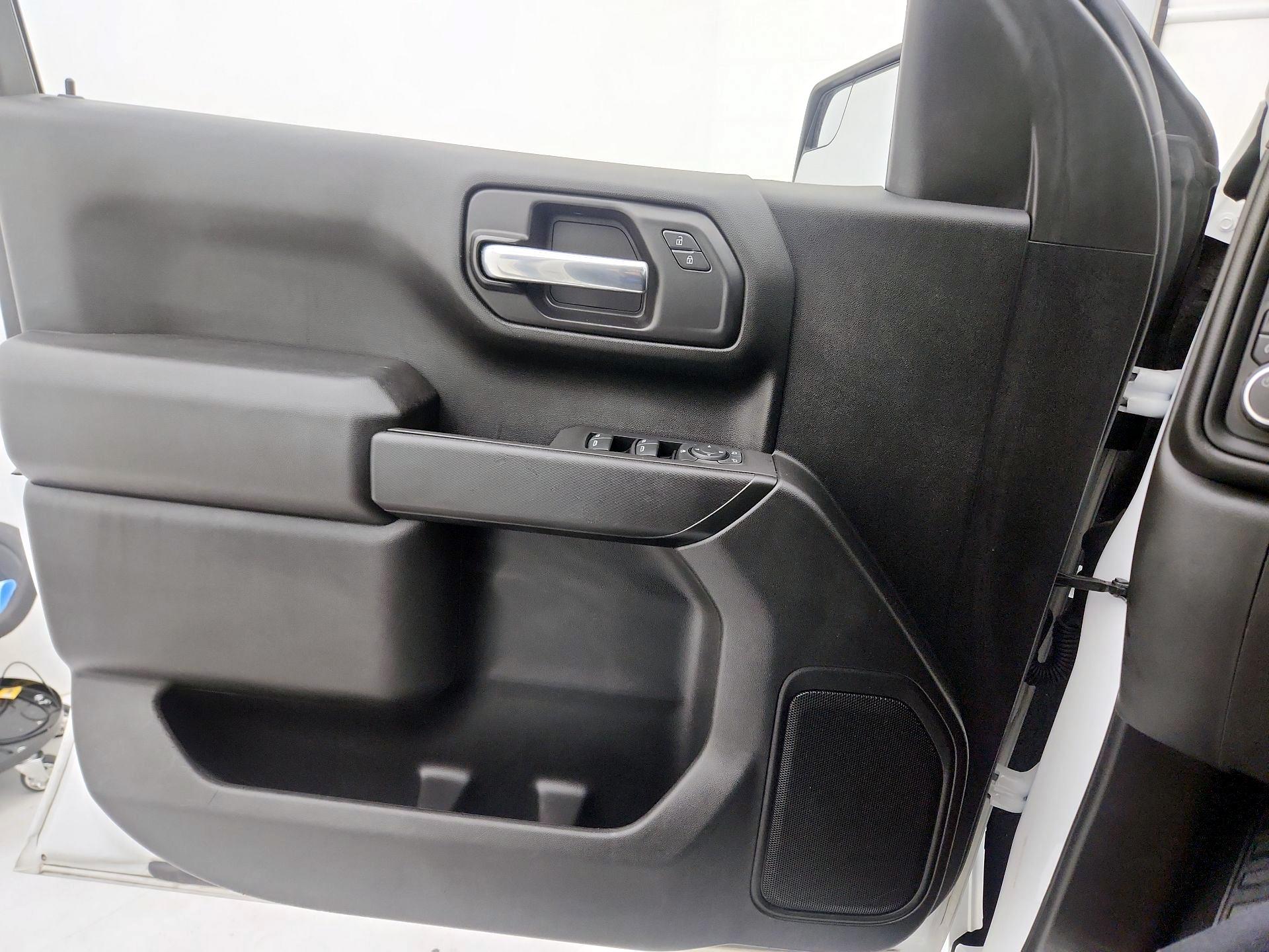 Thumbnail: 2021 Chevrolet Silverado 1500 - 12