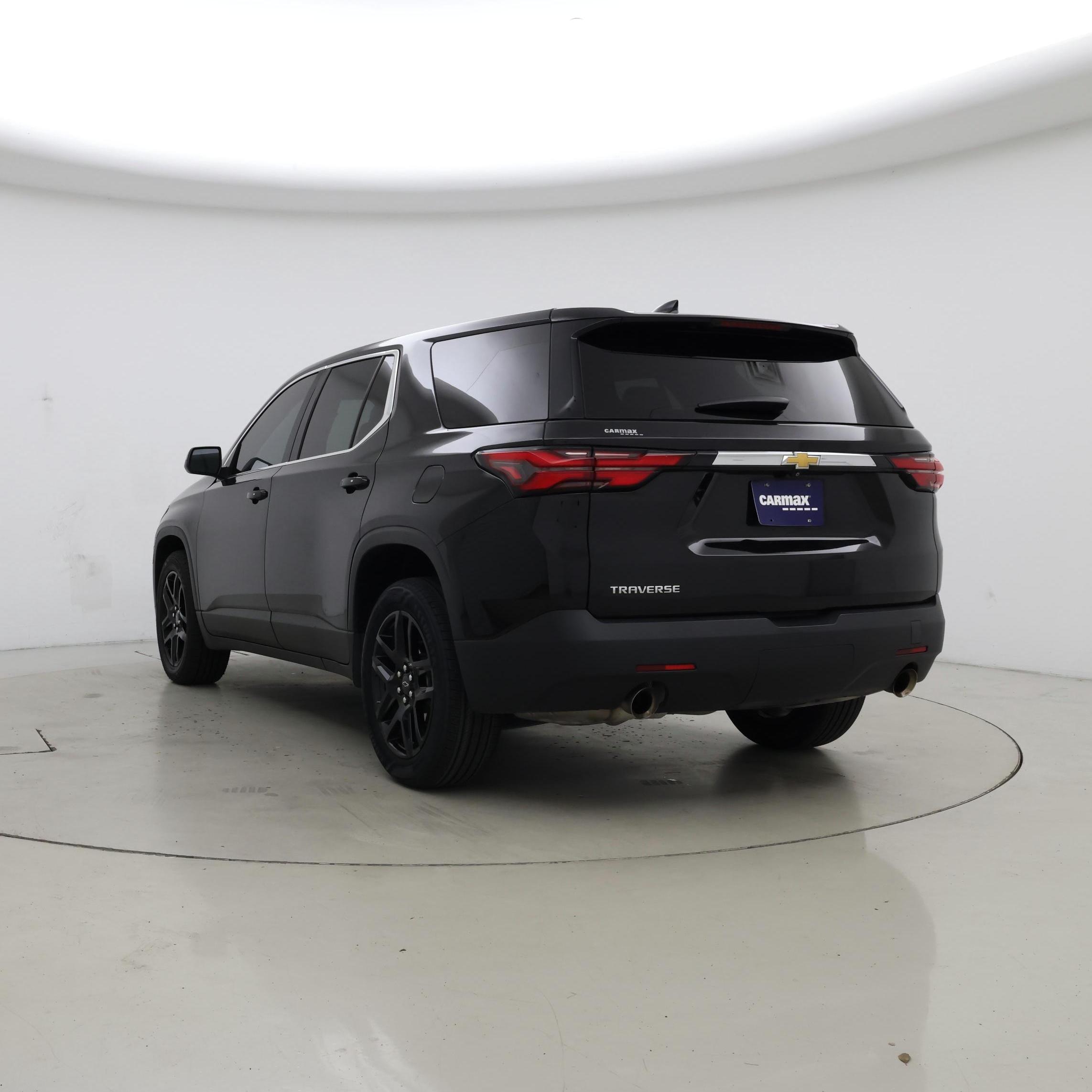 Thumbnail: 2022 Chevrolet Traverse - 2
