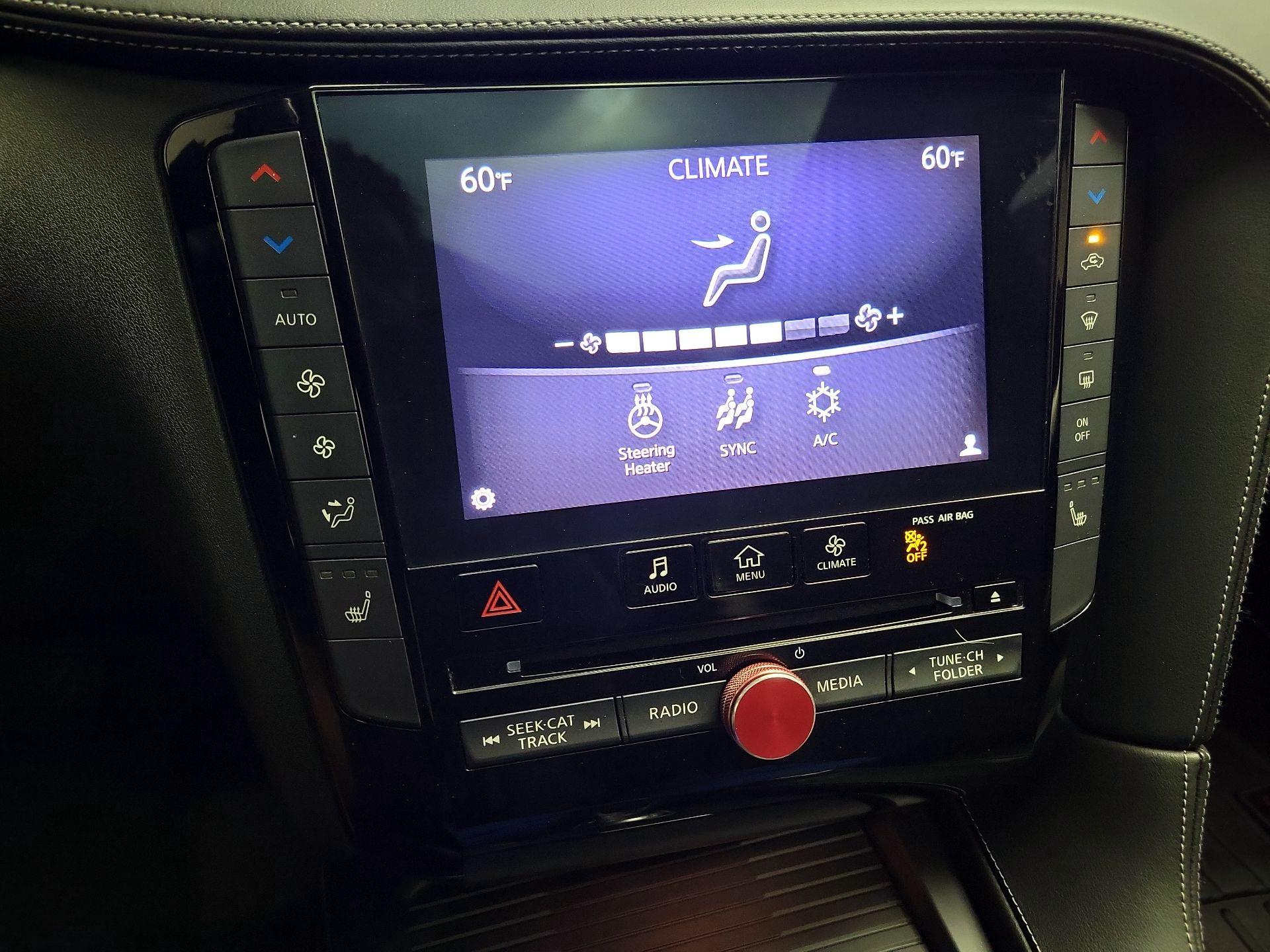 Thumbnail: 2019 INFINITI QX50 - 17