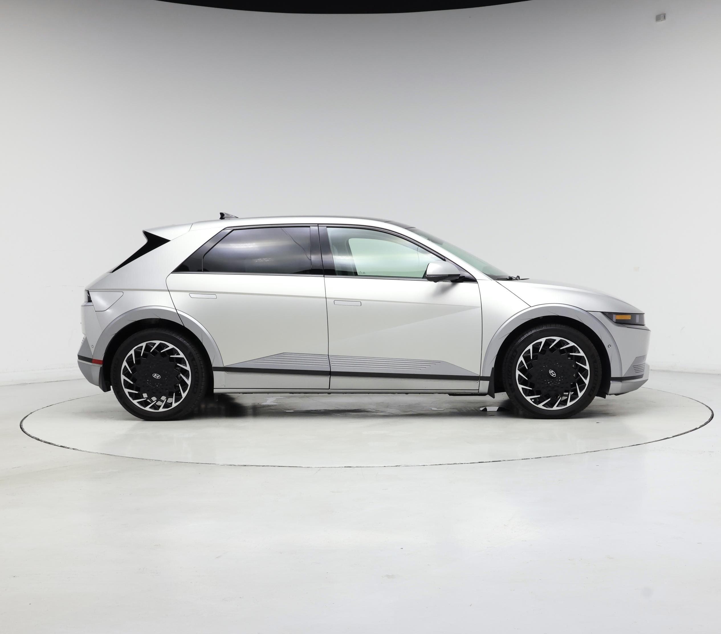 Thumbnail: 2024 Hyundai Ioniq 5 - 7