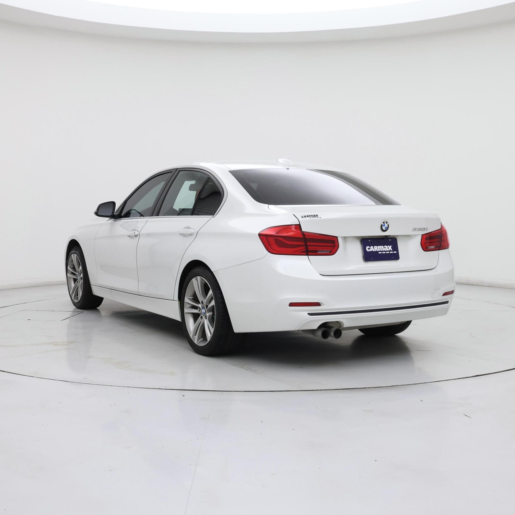 Thumbnail: 2018 BMW 3 Series - 2