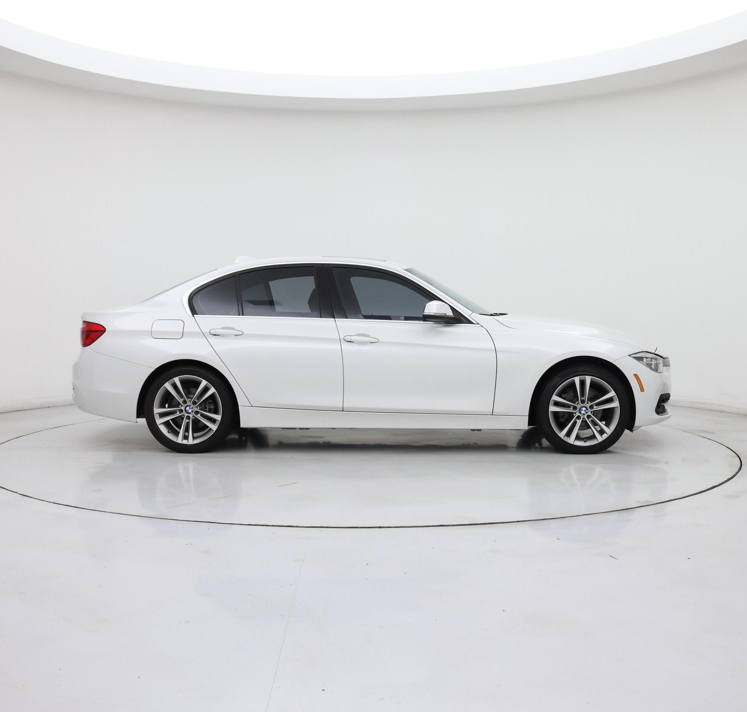 Thumbnail: 2018 BMW 3 Series - 7