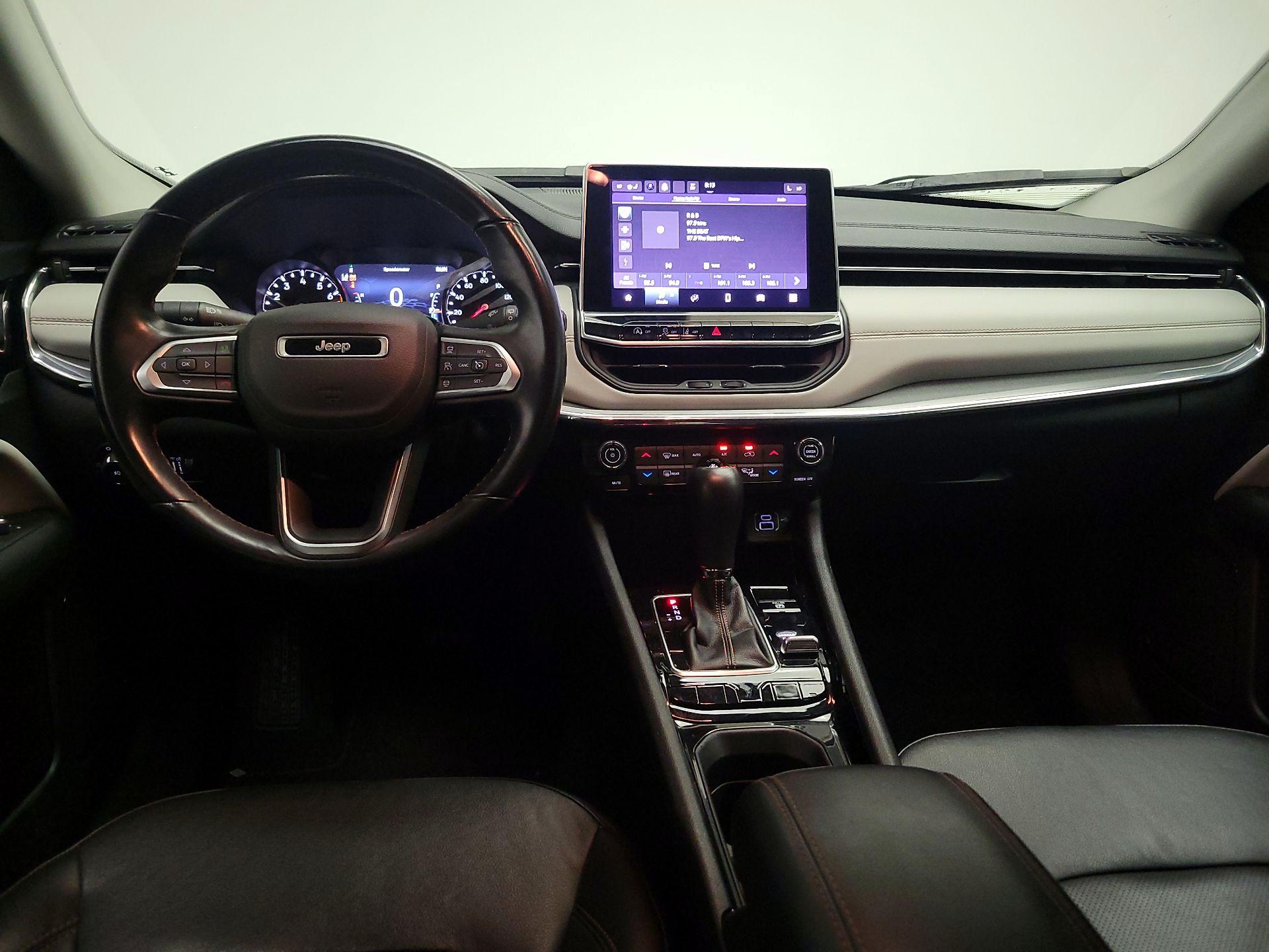 Thumbnail: 2022 Jeep Compass - 9