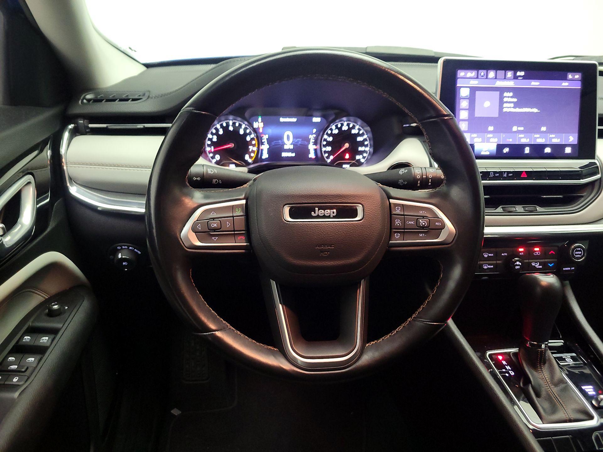 Thumbnail: 2022 Jeep Compass - 10