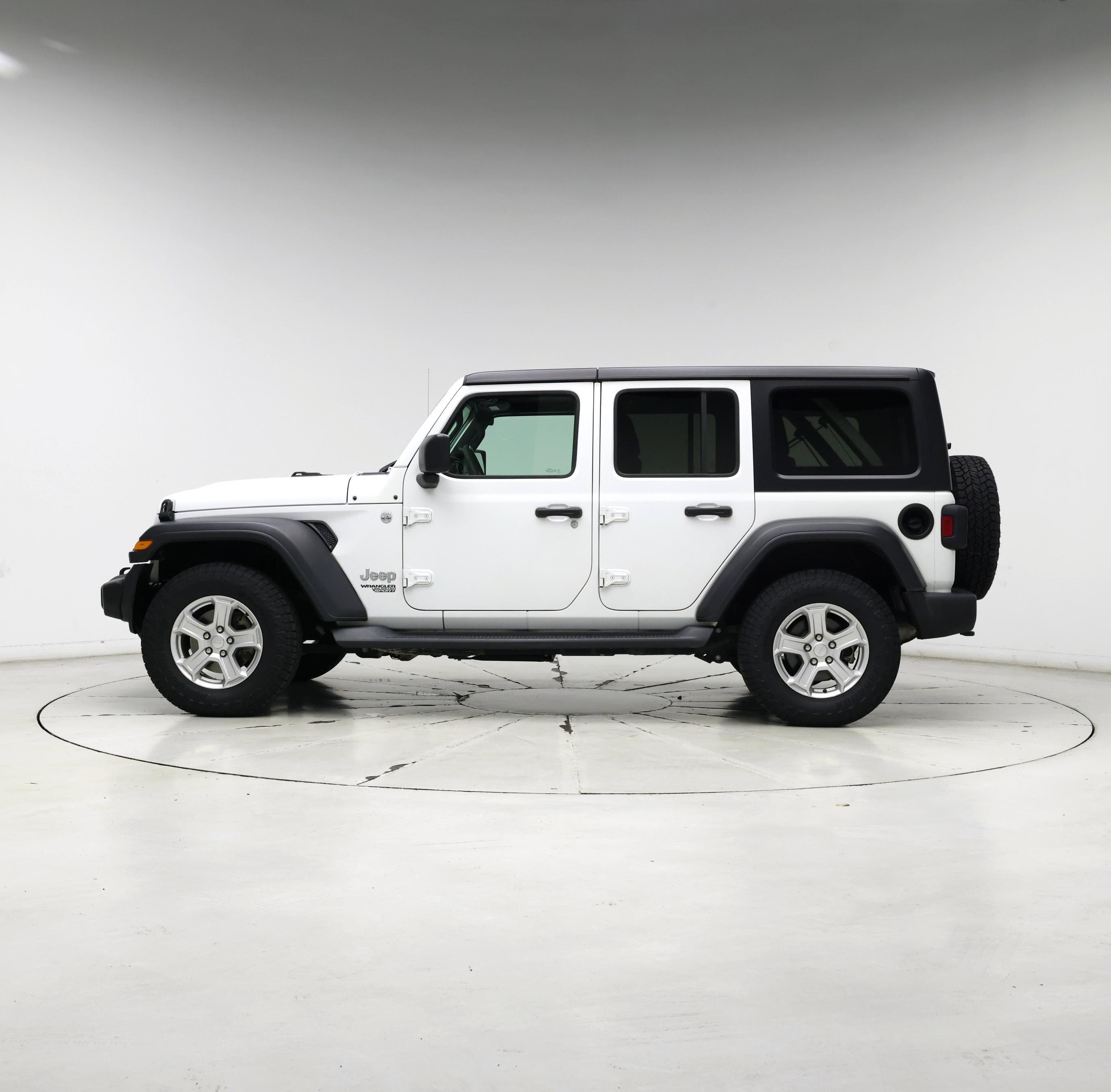 Thumbnail: 2018 Jeep Wrangler - 3