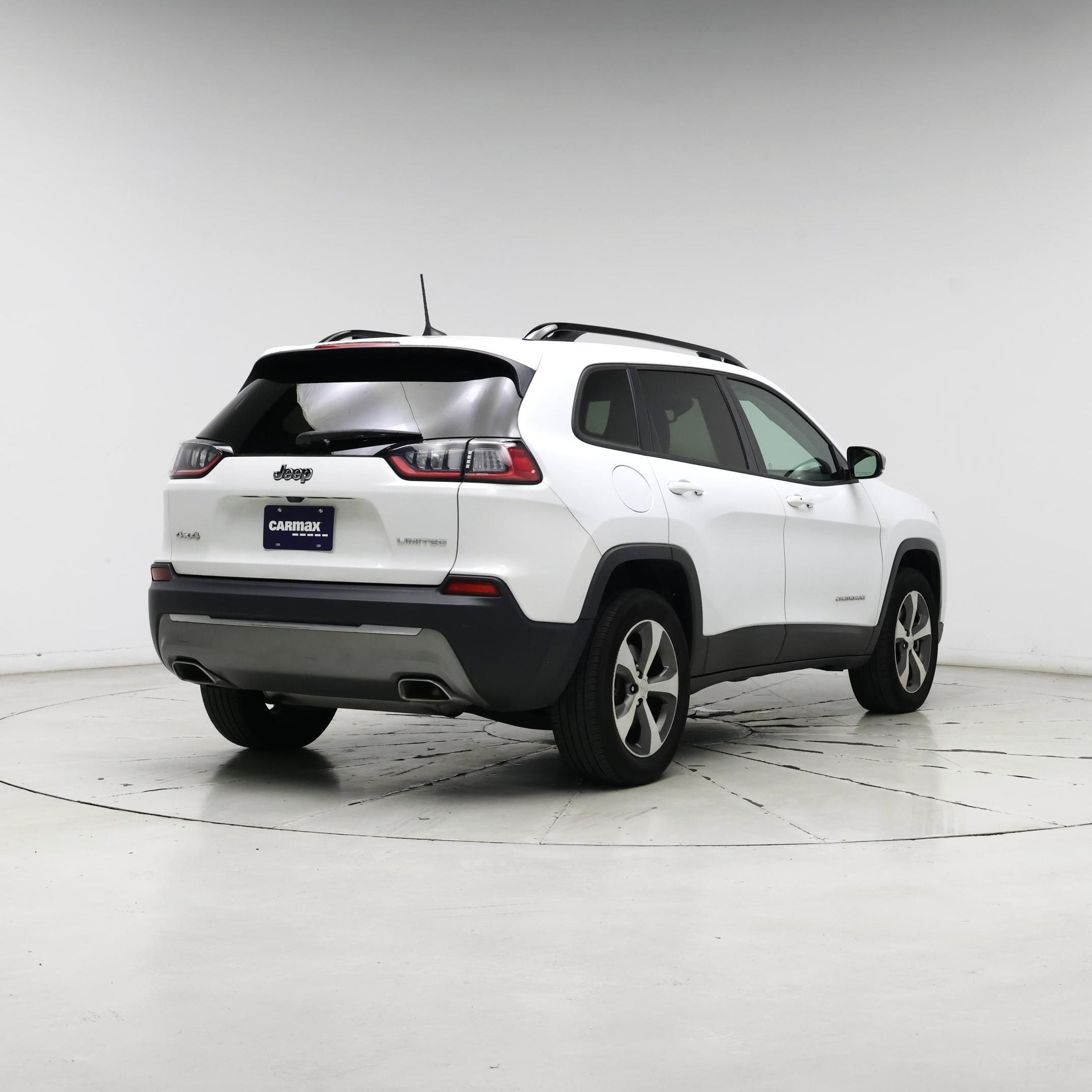 Thumbnail: 2022 Jeep Cherokee - 8