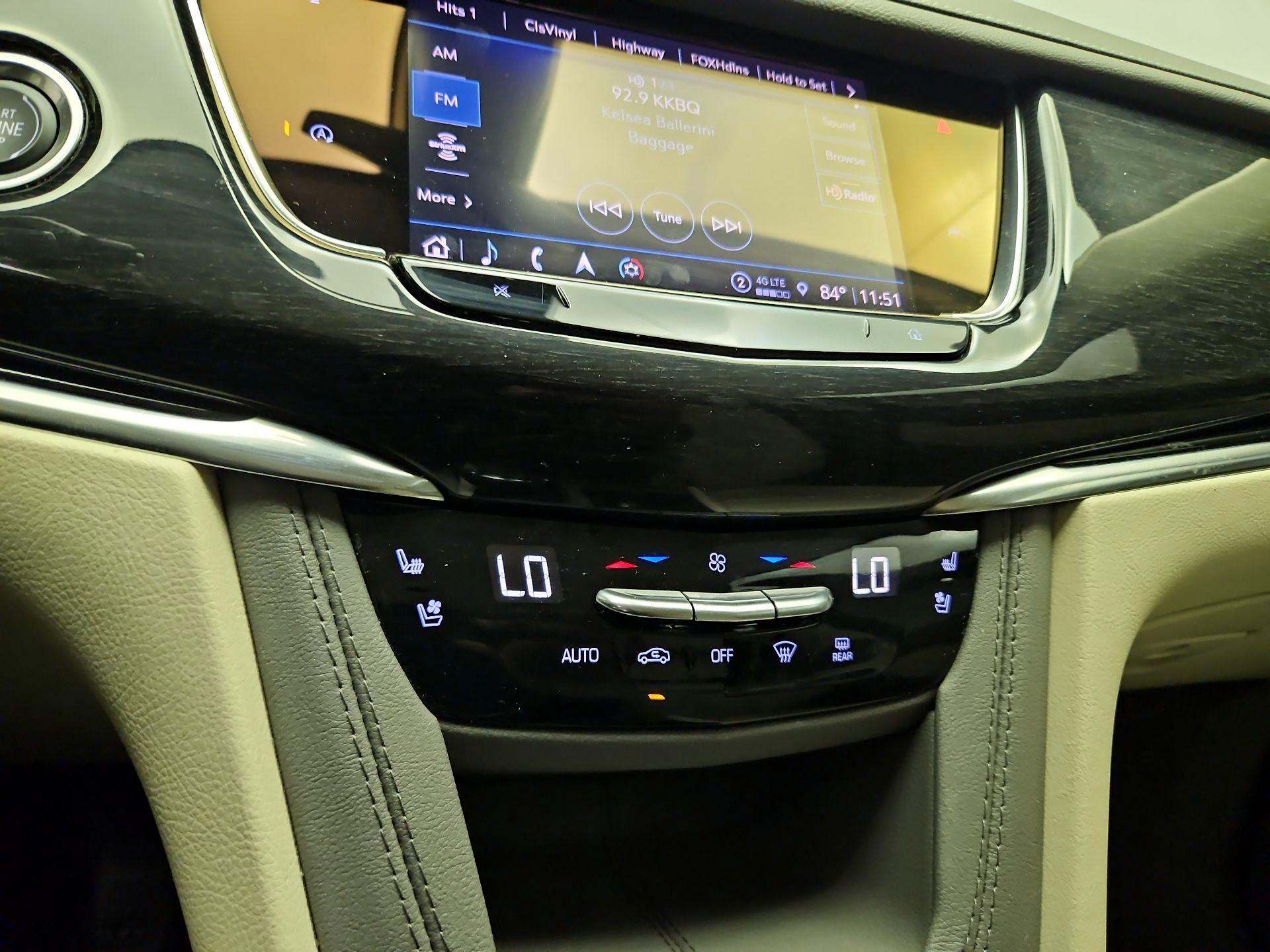 Thumbnail: 2023 Cadillac XT6 - 15