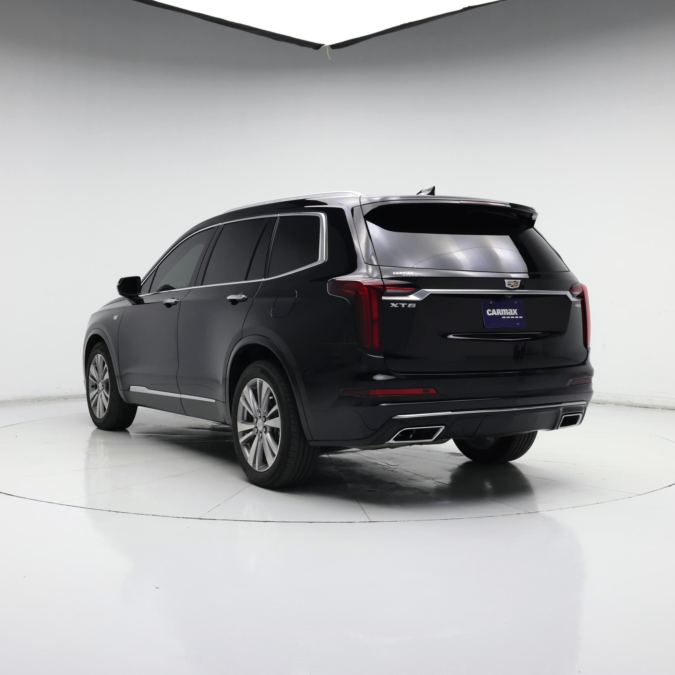 Thumbnail: 2023 Cadillac XT6 - 2