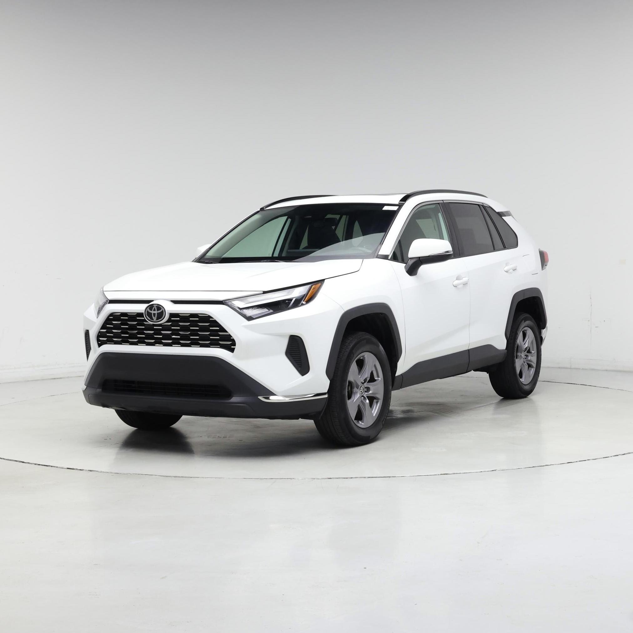 Thumbnail: 2022 Toyota RAV4 - 4