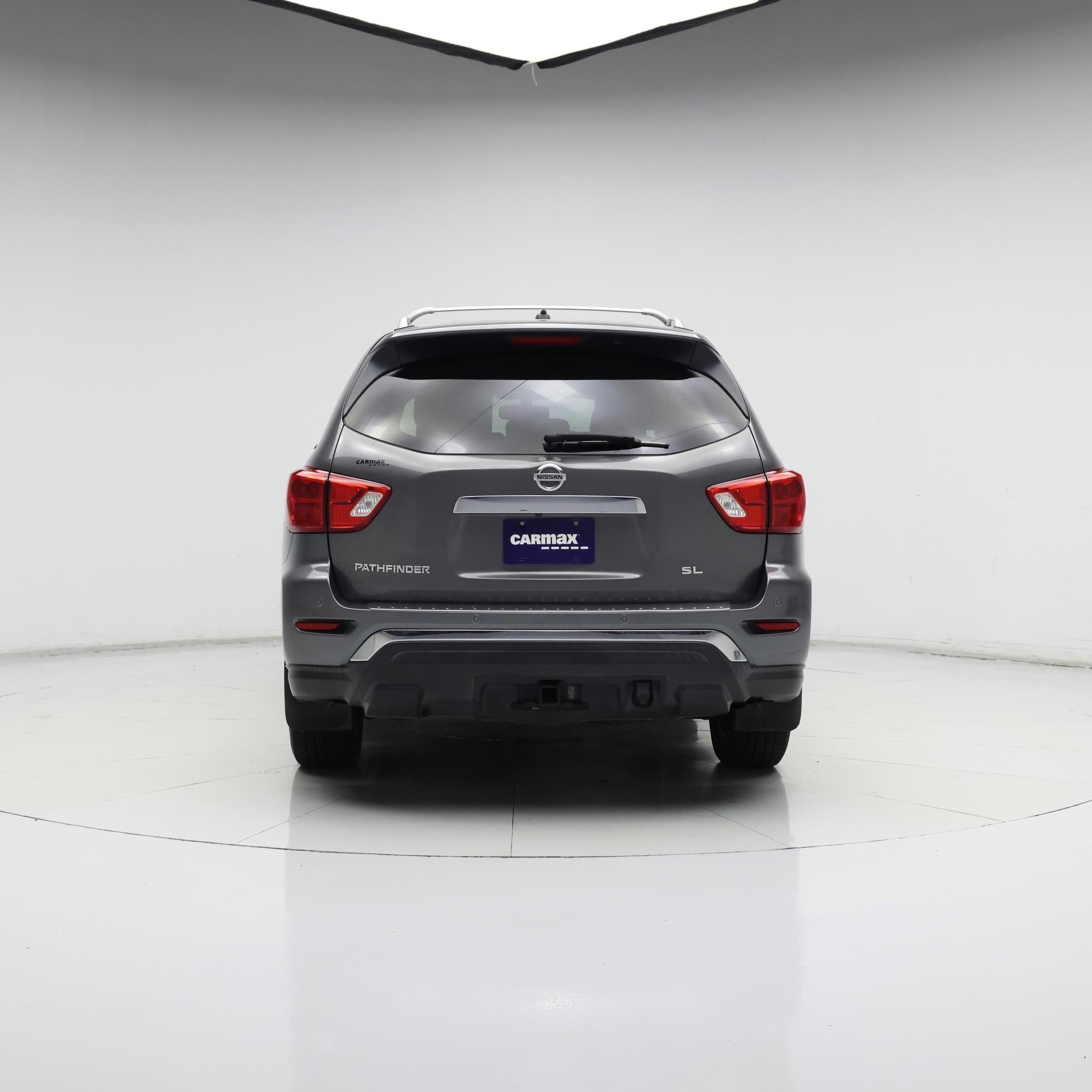 Thumbnail: 2017 Nissan Pathfinder - 6