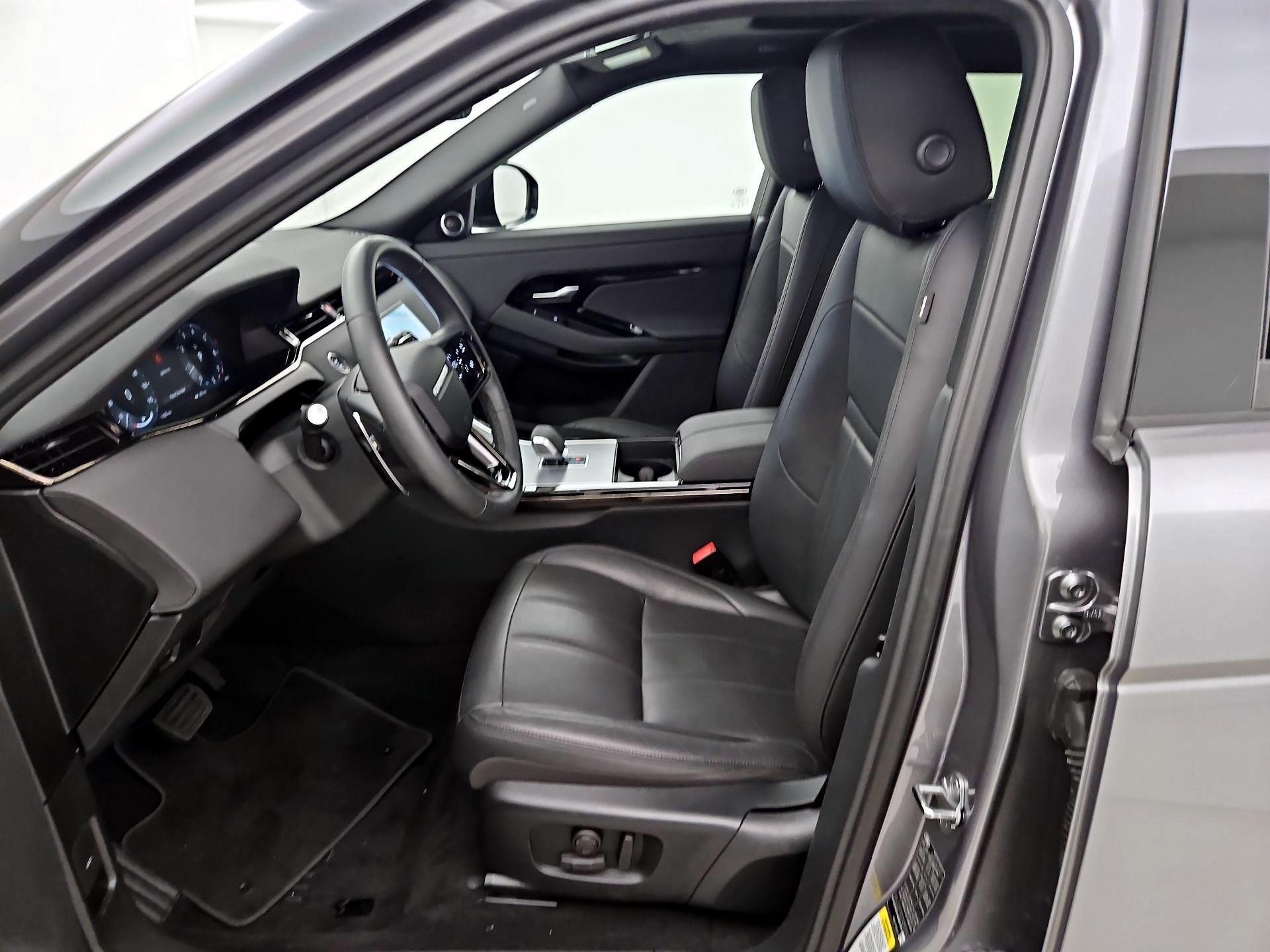 Thumbnail: 2025 Land Rover Range Rover Evoque - 11