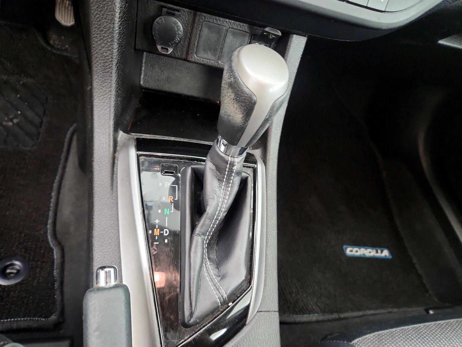 Thumbnail: 2016 Toyota Corolla - 17