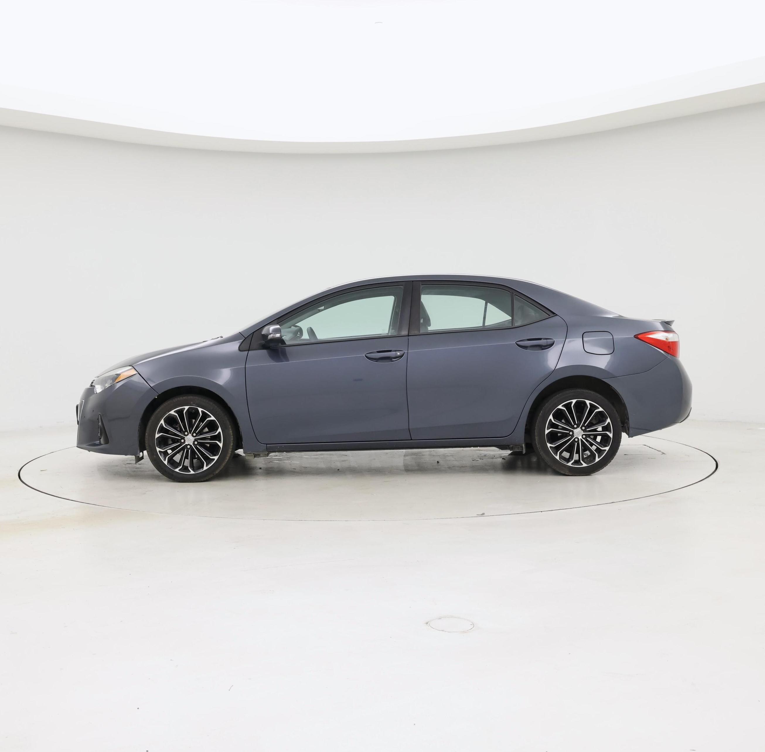 Thumbnail: 2016 Toyota Corolla - 3