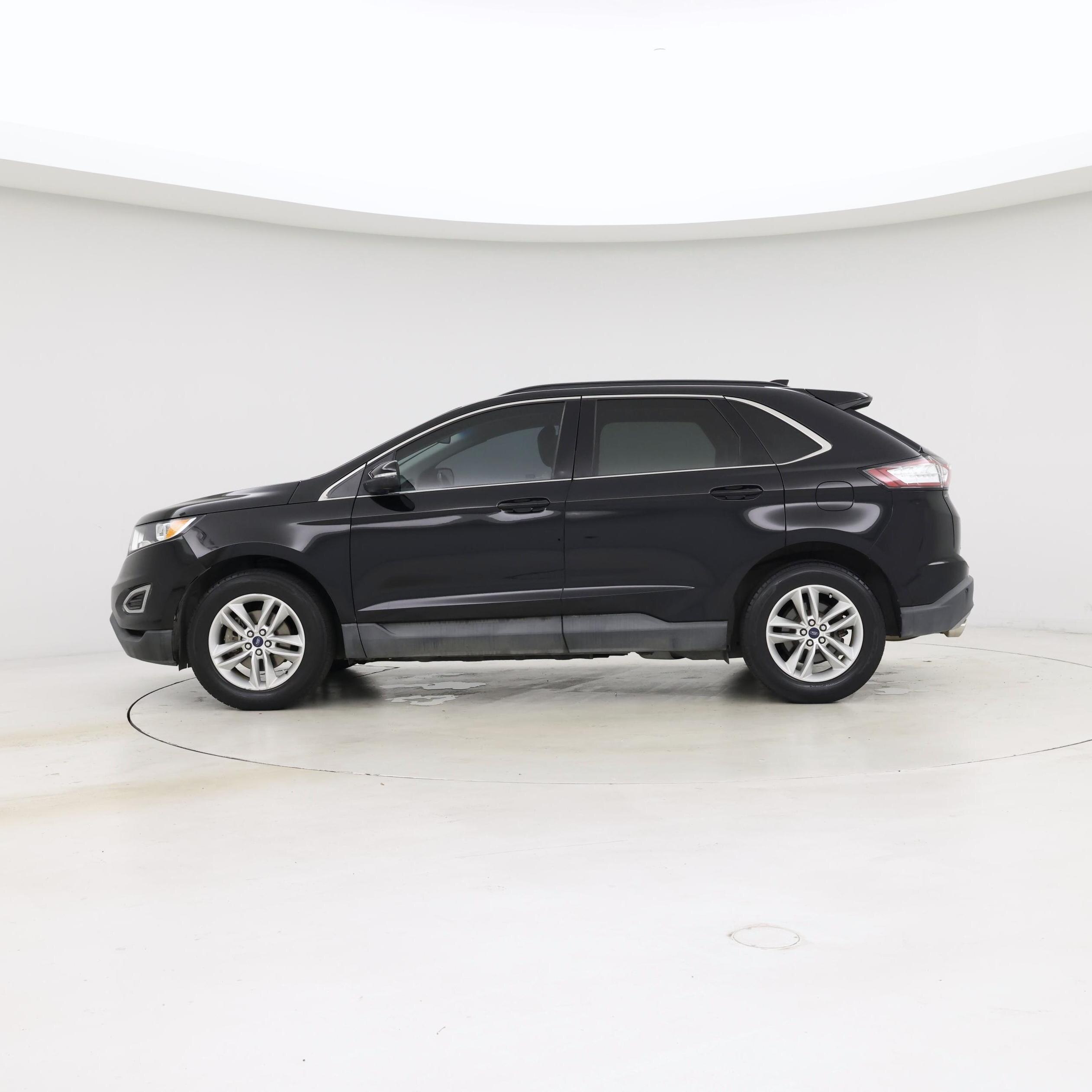 Thumbnail: 2017 Ford Edge - 3