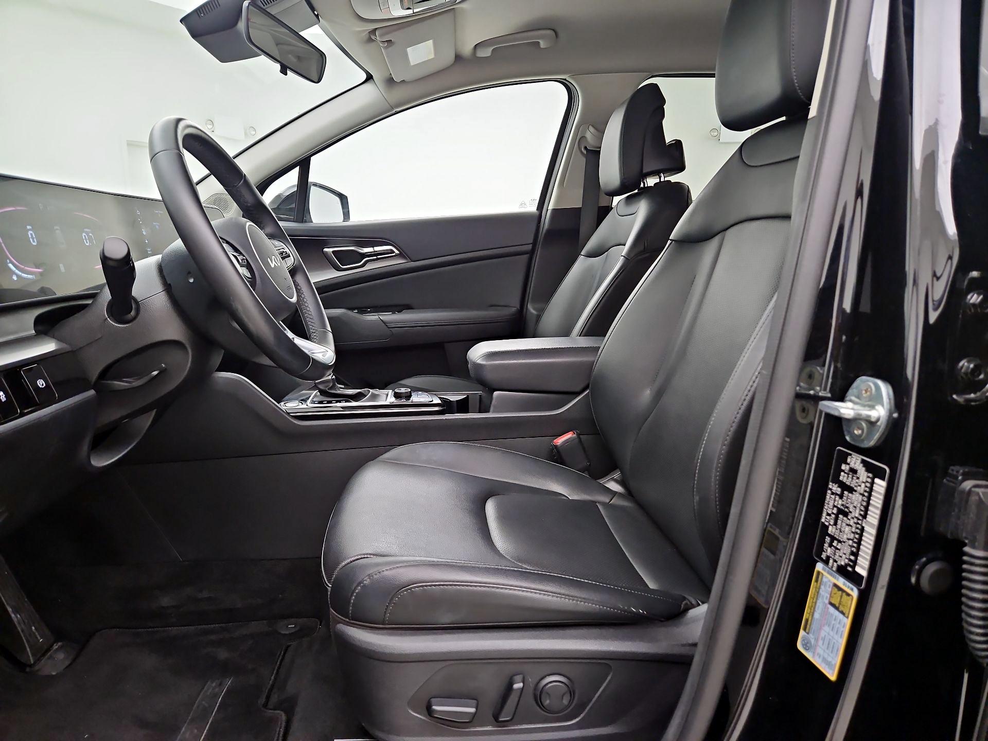 Thumbnail: 2023 Kia Sportage - 11