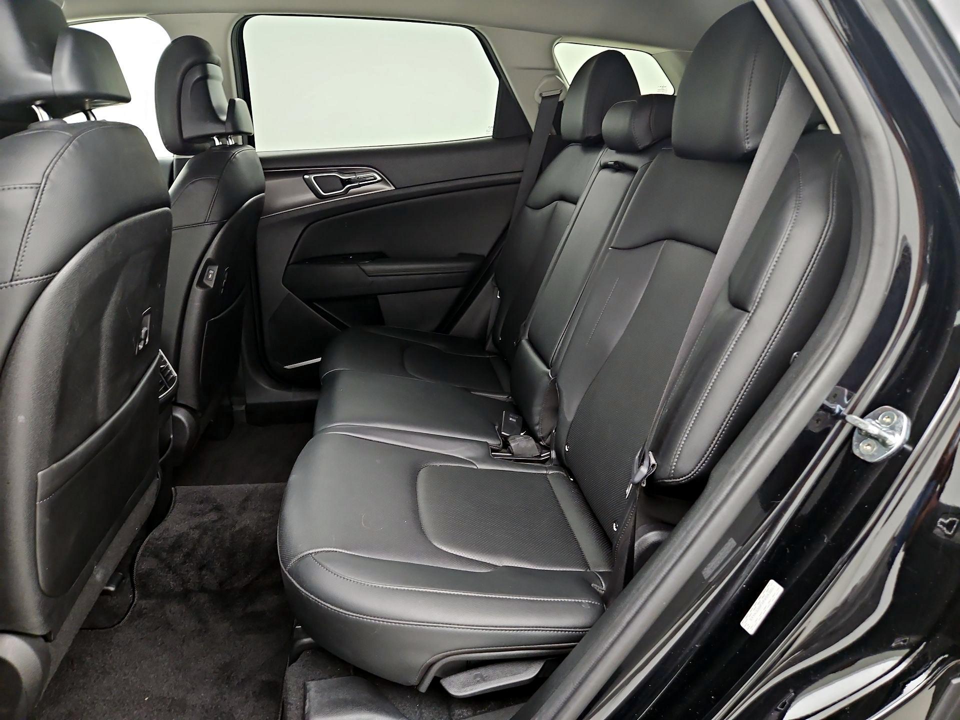 Thumbnail: 2023 Kia Sportage - 20