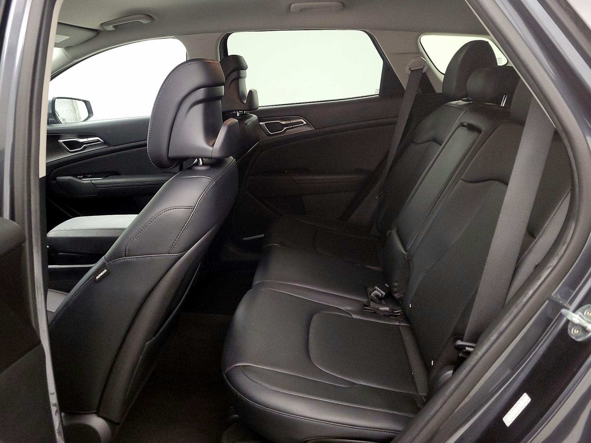 Thumbnail: 2023 Kia Sportage - 19