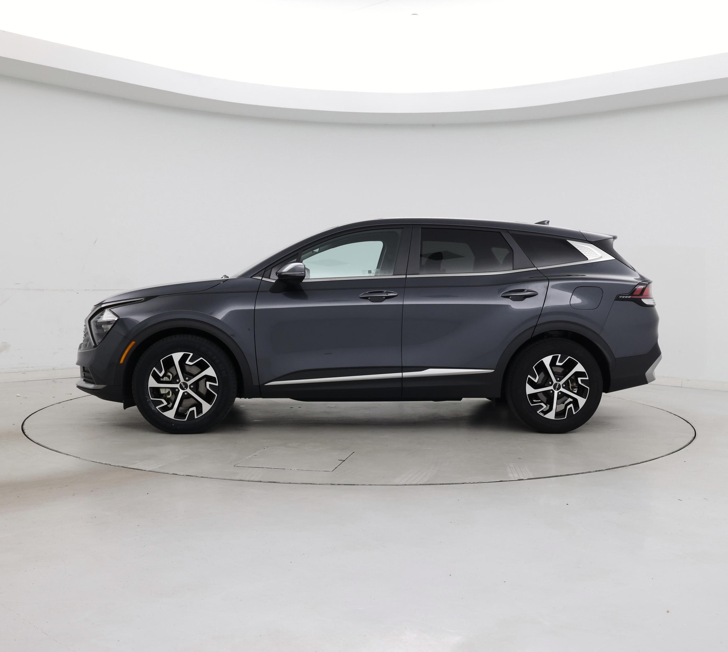 Thumbnail: 2023 Kia Sportage - 3