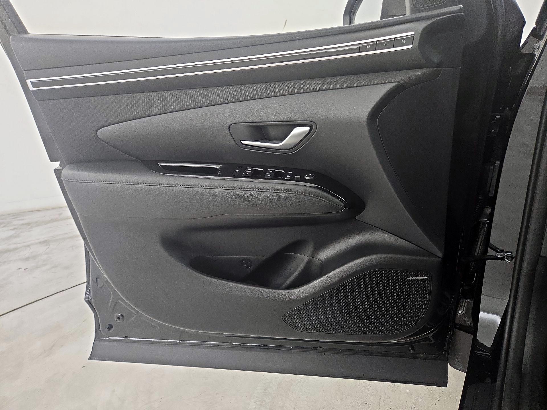 Thumbnail: 2022 Hyundai Tucson - 12