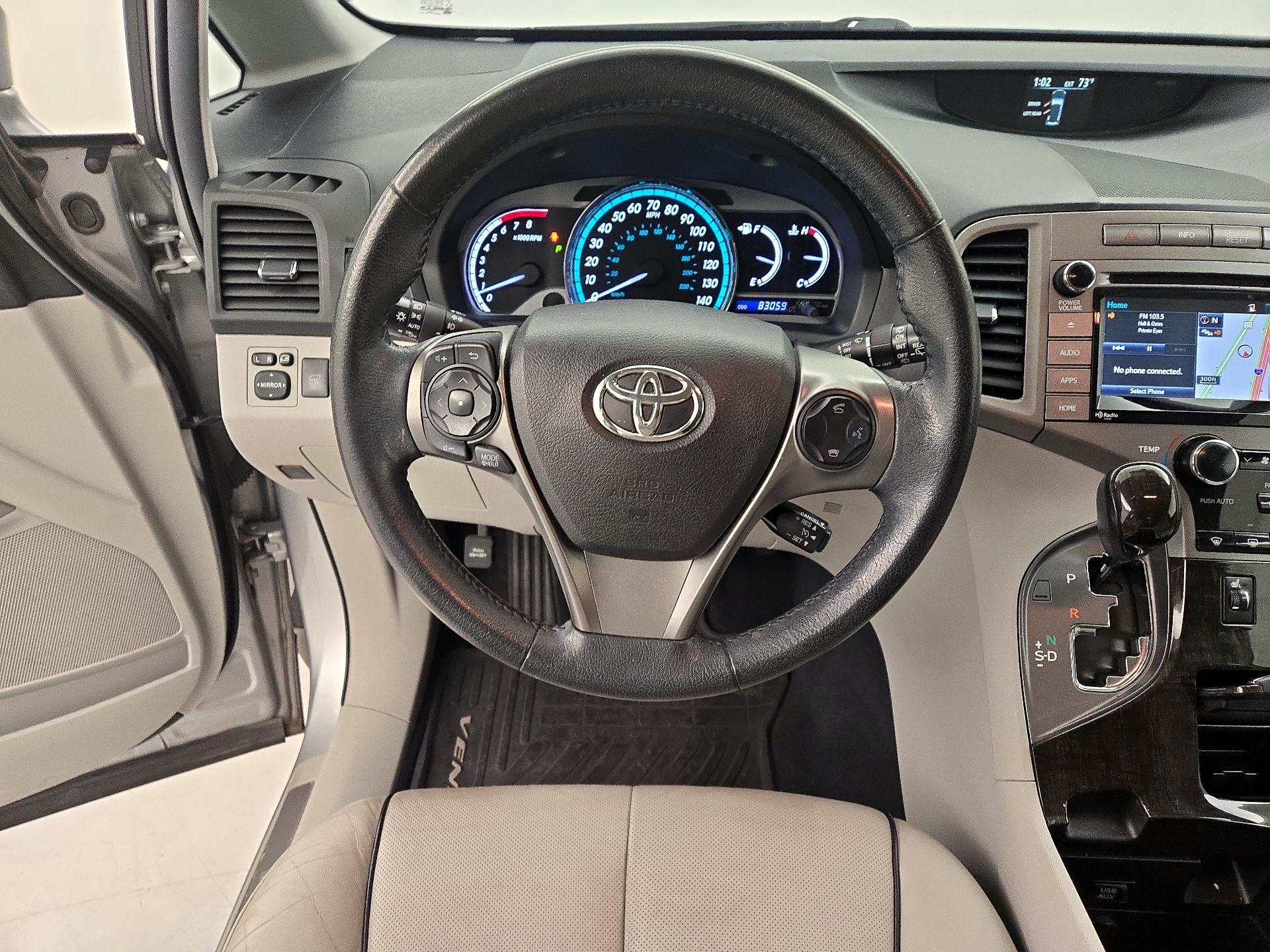 Thumbnail: 2015 Toyota Venza - 10