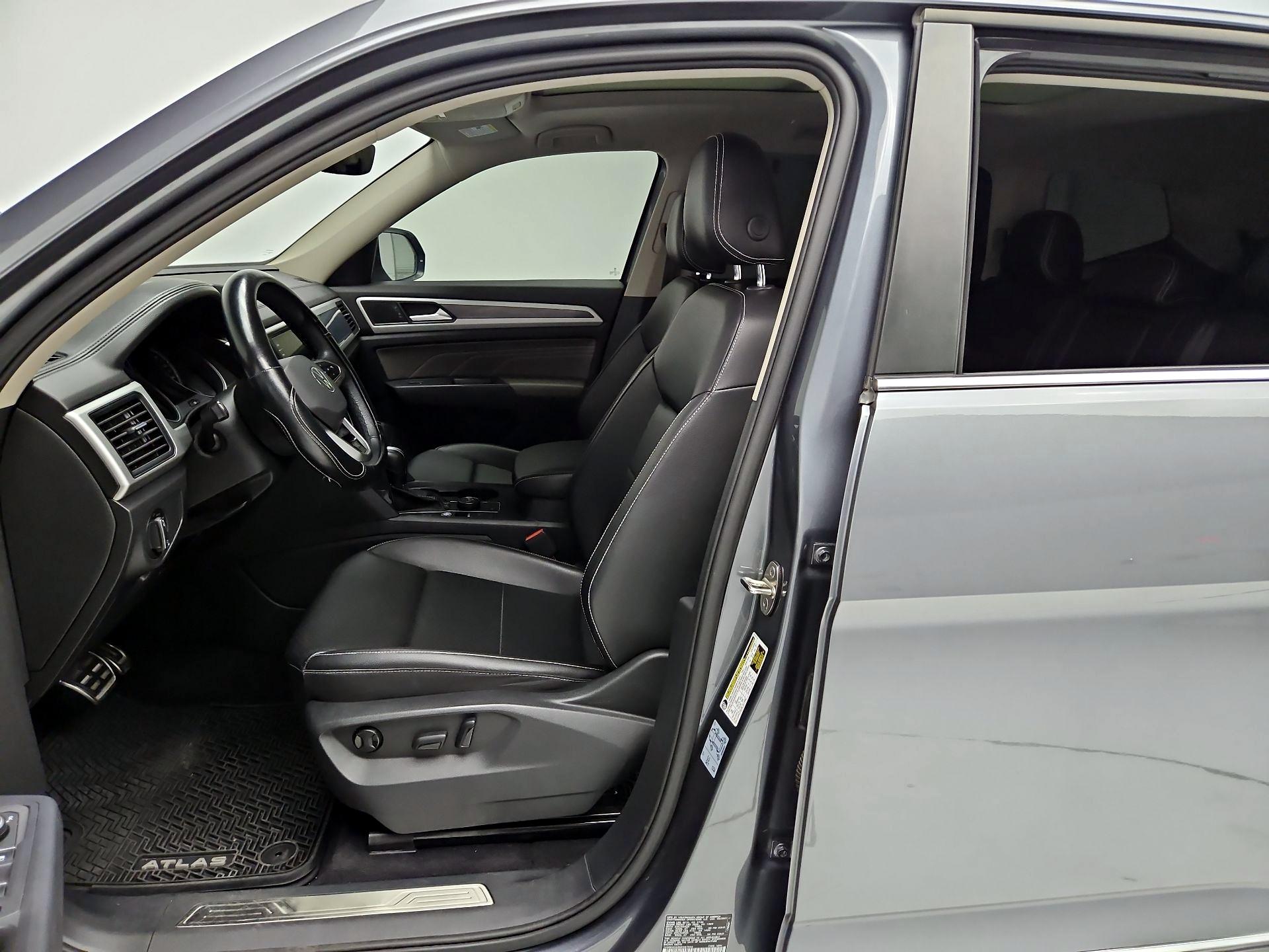 Thumbnail: 2021 Volkswagen Atlas - 11
