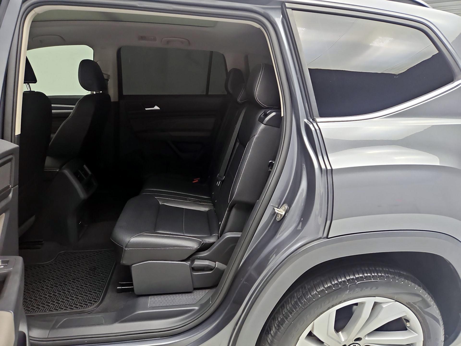 Thumbnail: 2021 Volkswagen Atlas - 20