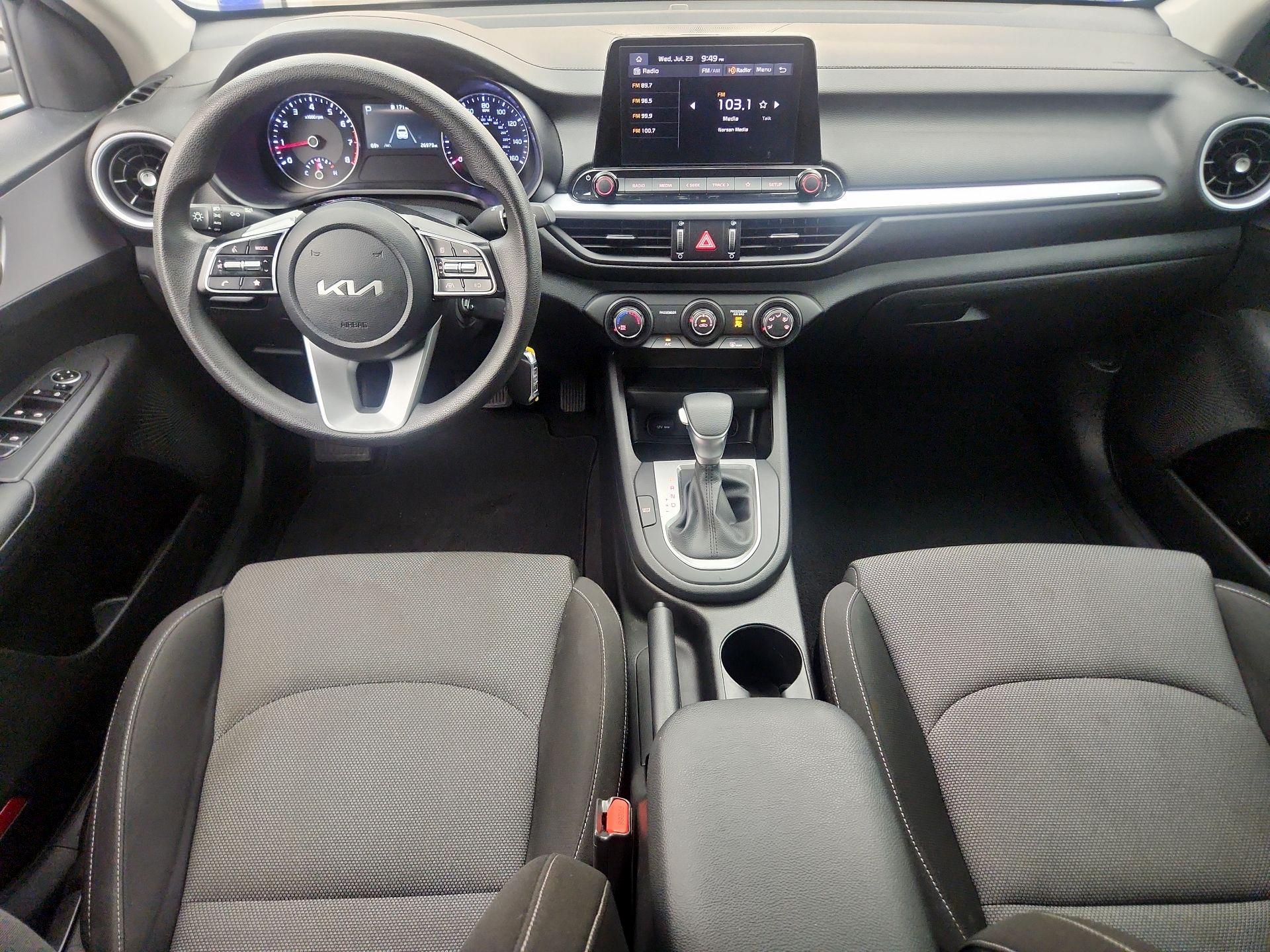 Thumbnail: 2023 Kia Forte - 9