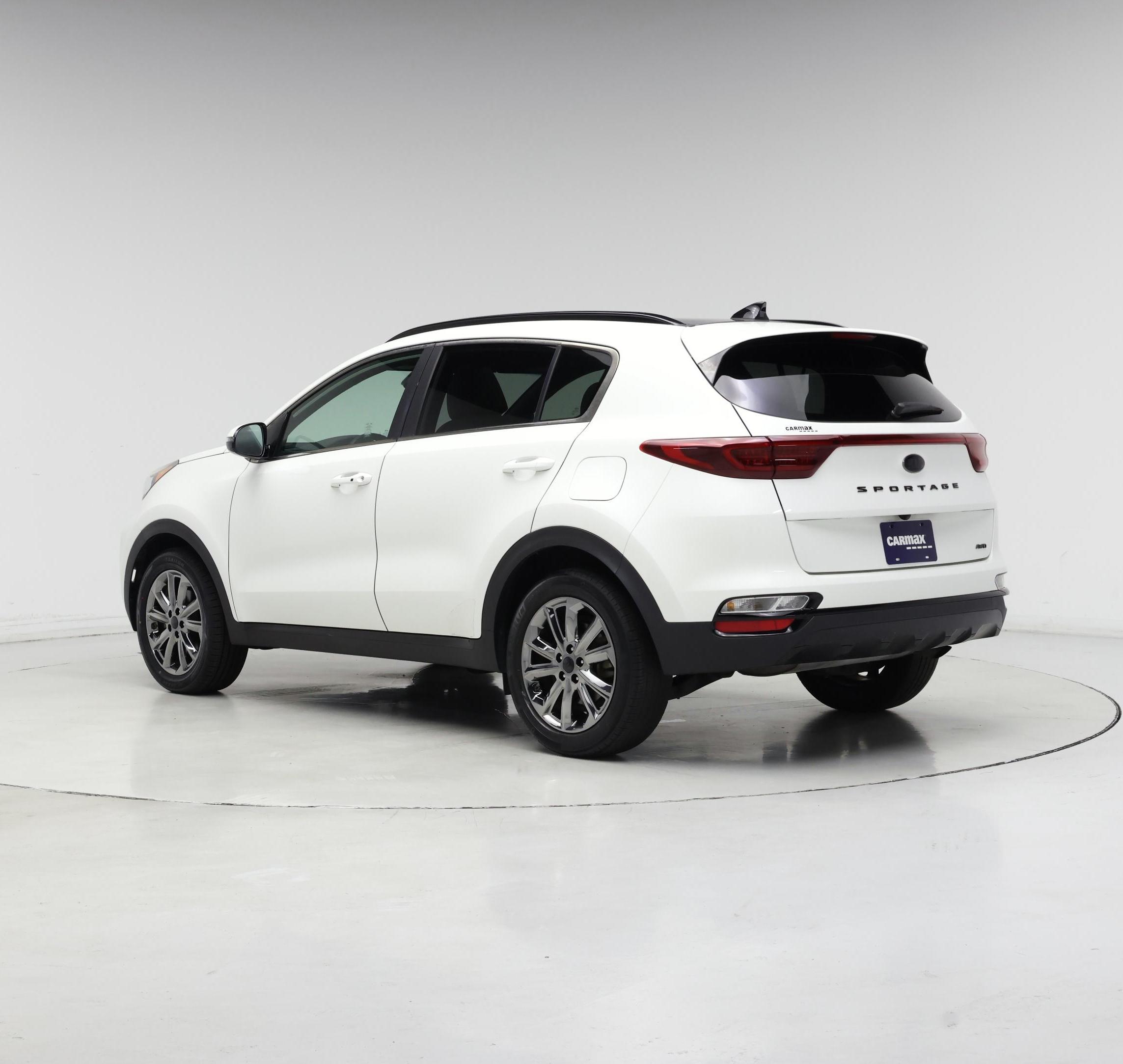 Thumbnail: 2022 Kia Sportage - 2