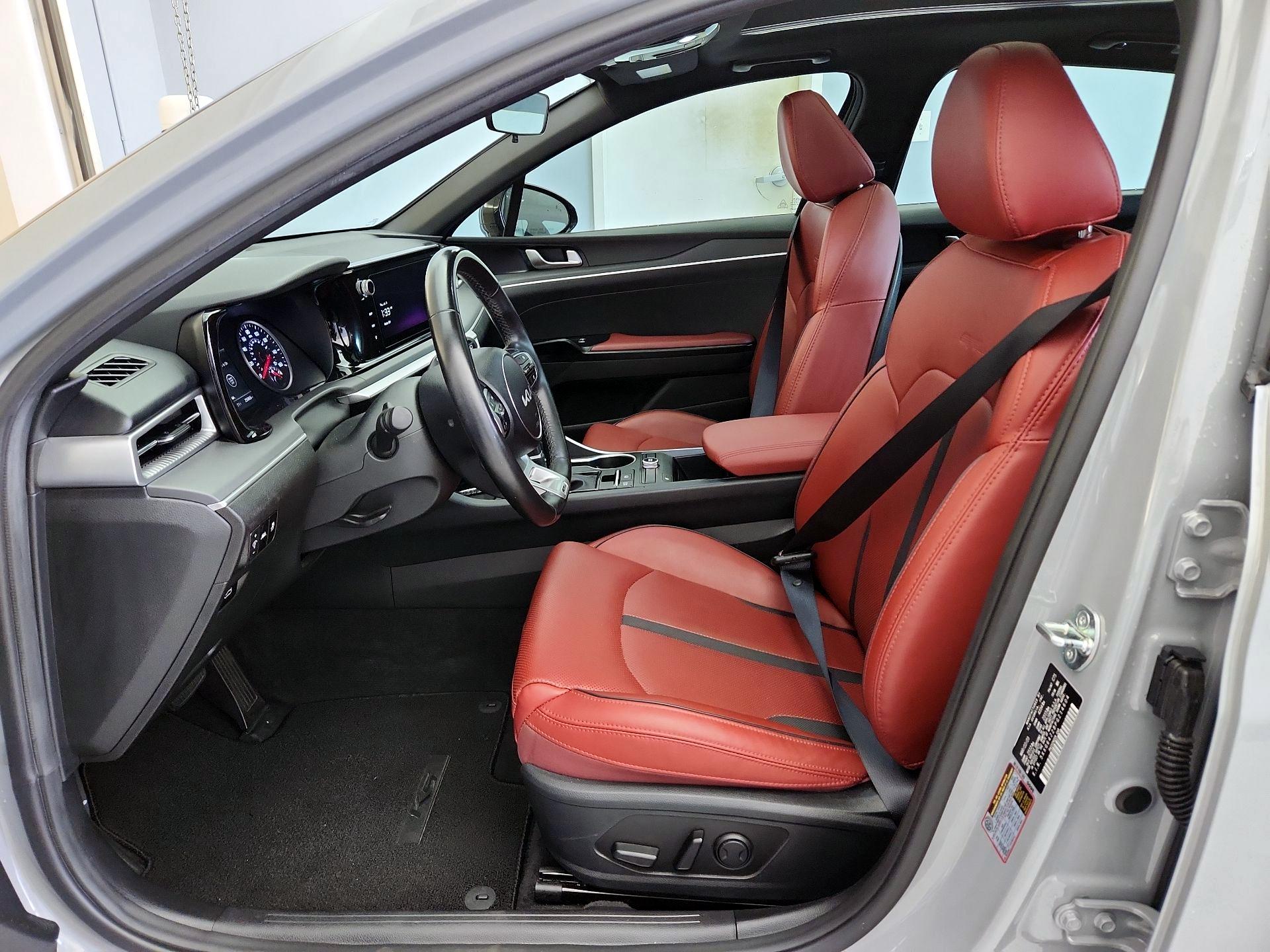 Thumbnail: 2023 Kia K5 - 11