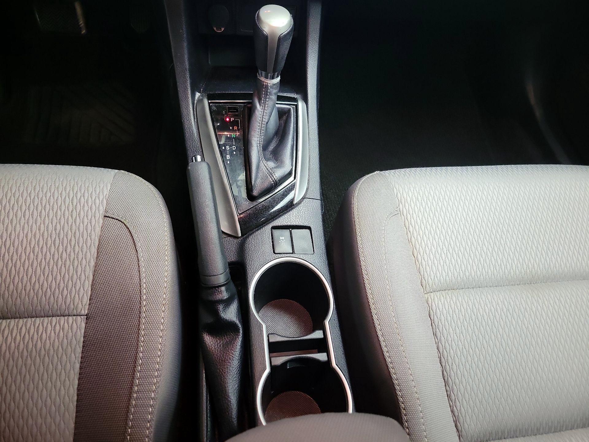 Thumbnail: 2016 Toyota Corolla - 17