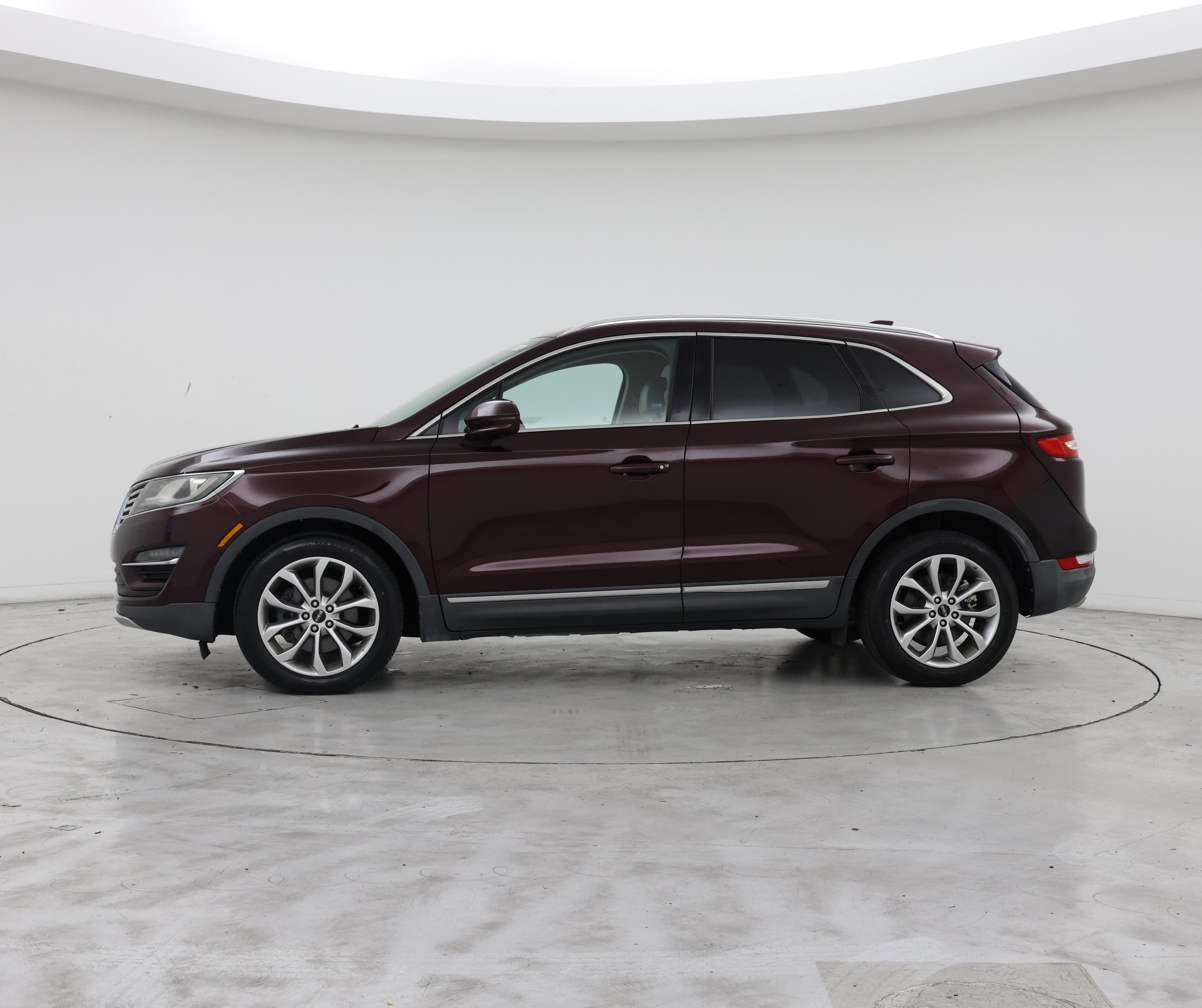 Thumbnail: 2017 Lincoln MKC - 3