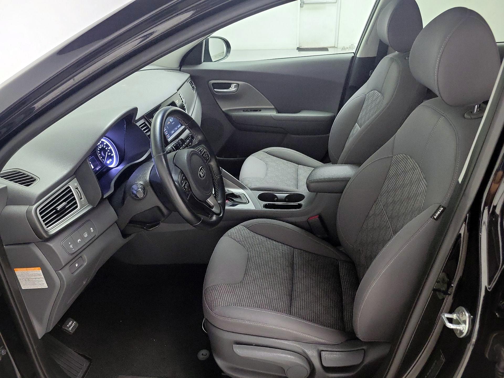 Thumbnail: 2019 Kia Niro - 11