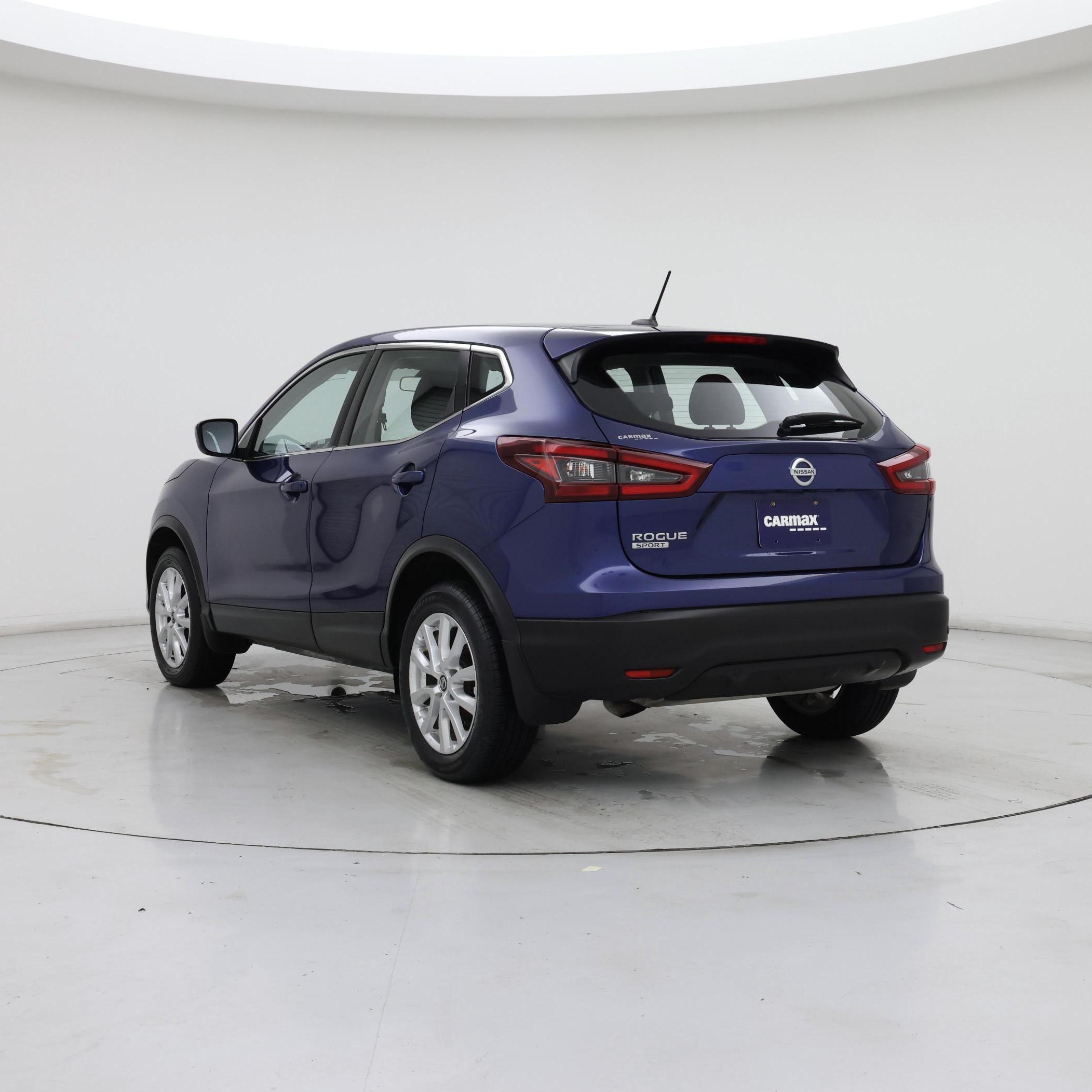 Thumbnail: 2021 Nissan Rogue Sport - 2