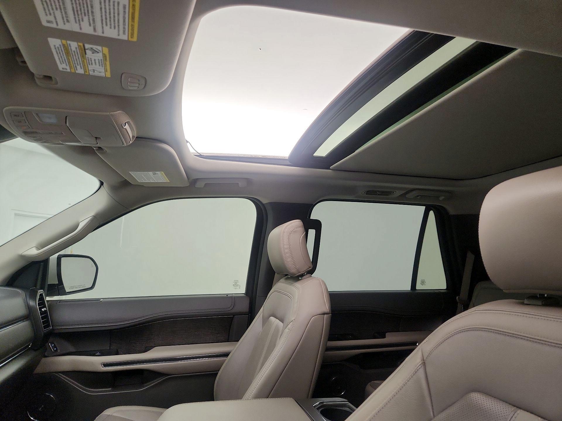 Thumbnail: 2019 Ford Expedition - 19