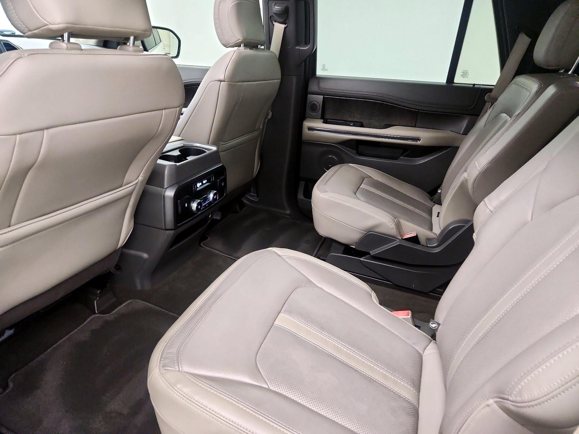 Thumbnail: 2019 Ford Expedition - 20