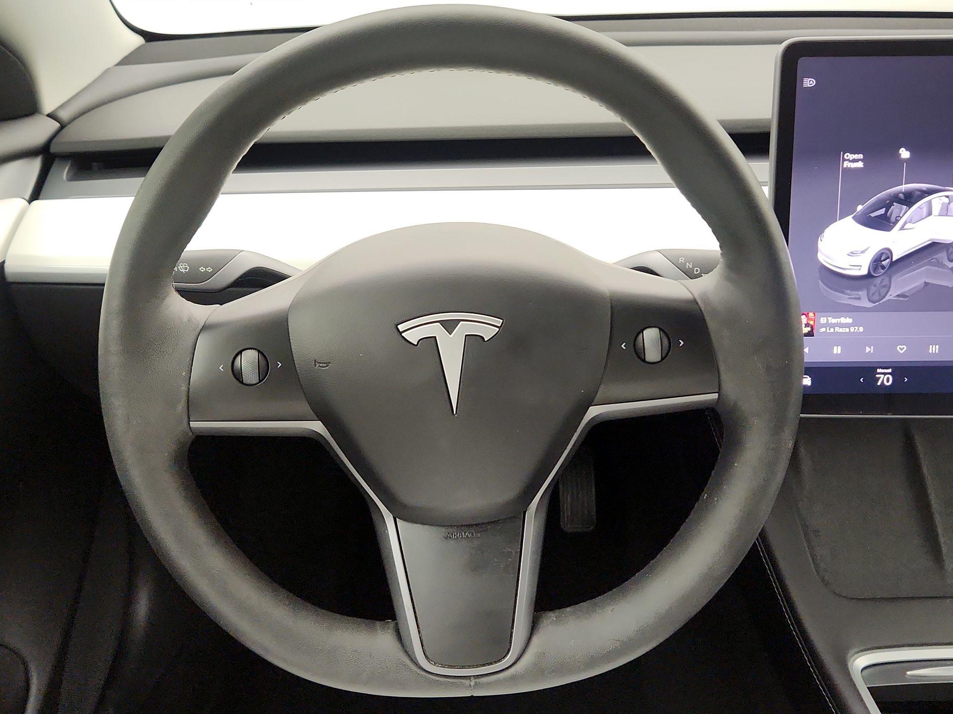 Thumbnail: 2022 Tesla Model 3 - 10