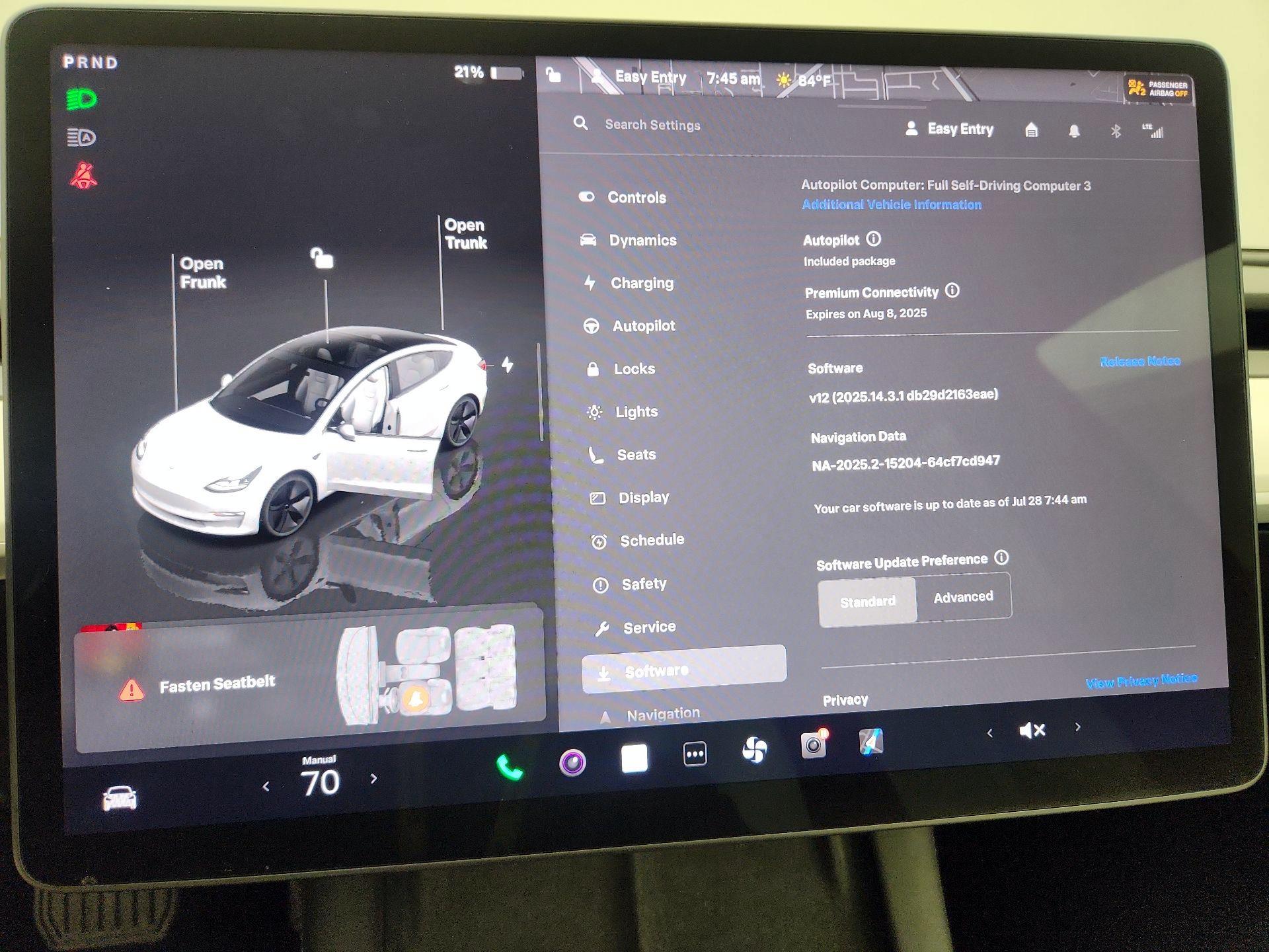 Thumbnail: 2022 Tesla Model 3 - 13