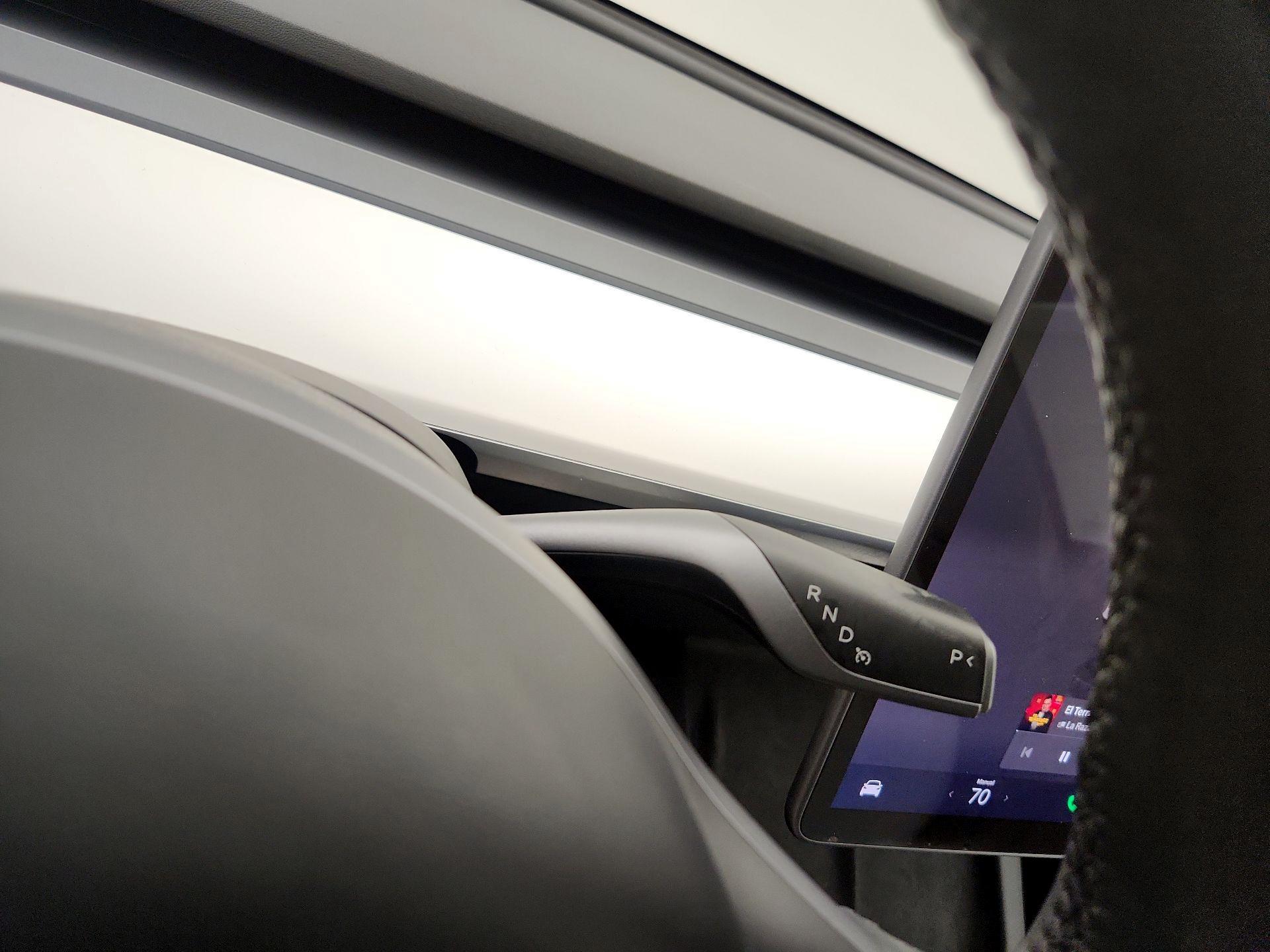 Thumbnail: 2022 Tesla Model 3 - 17