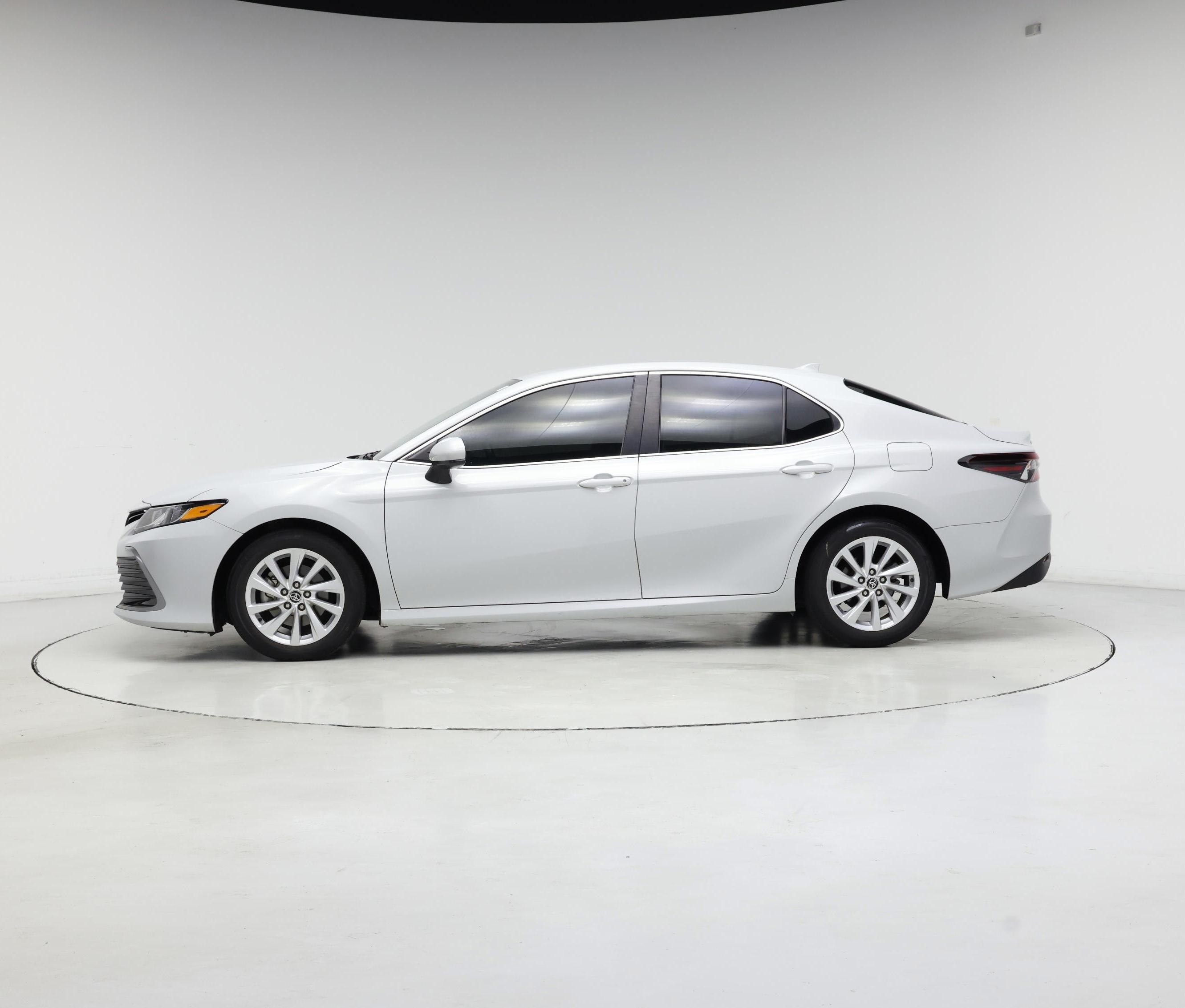 Thumbnail: 2023 Toyota Camry - 3