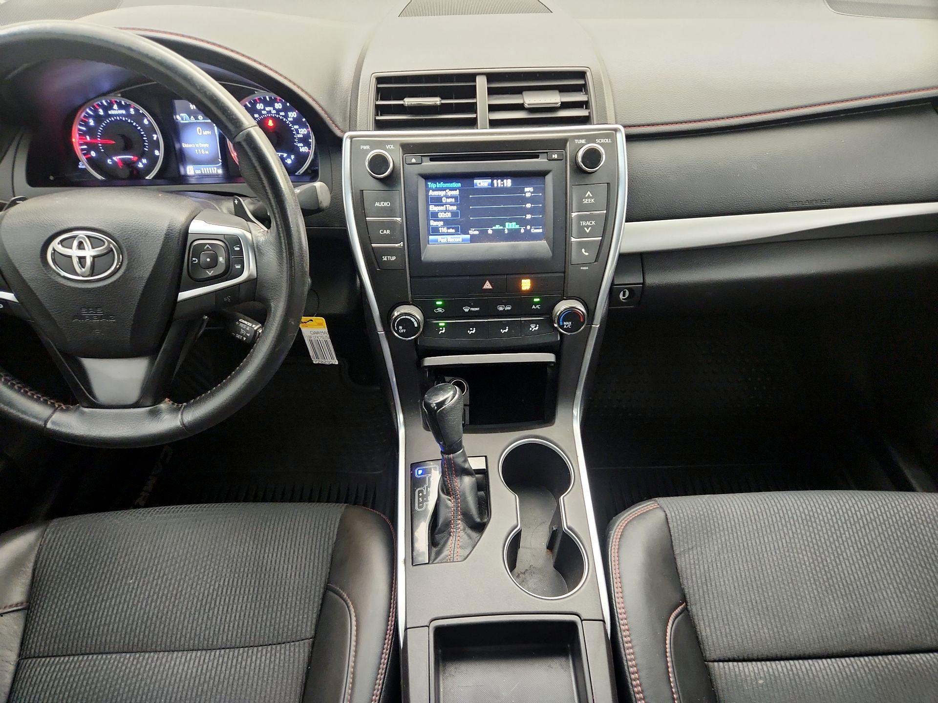 Thumbnail: 2016 Toyota Camry - 9