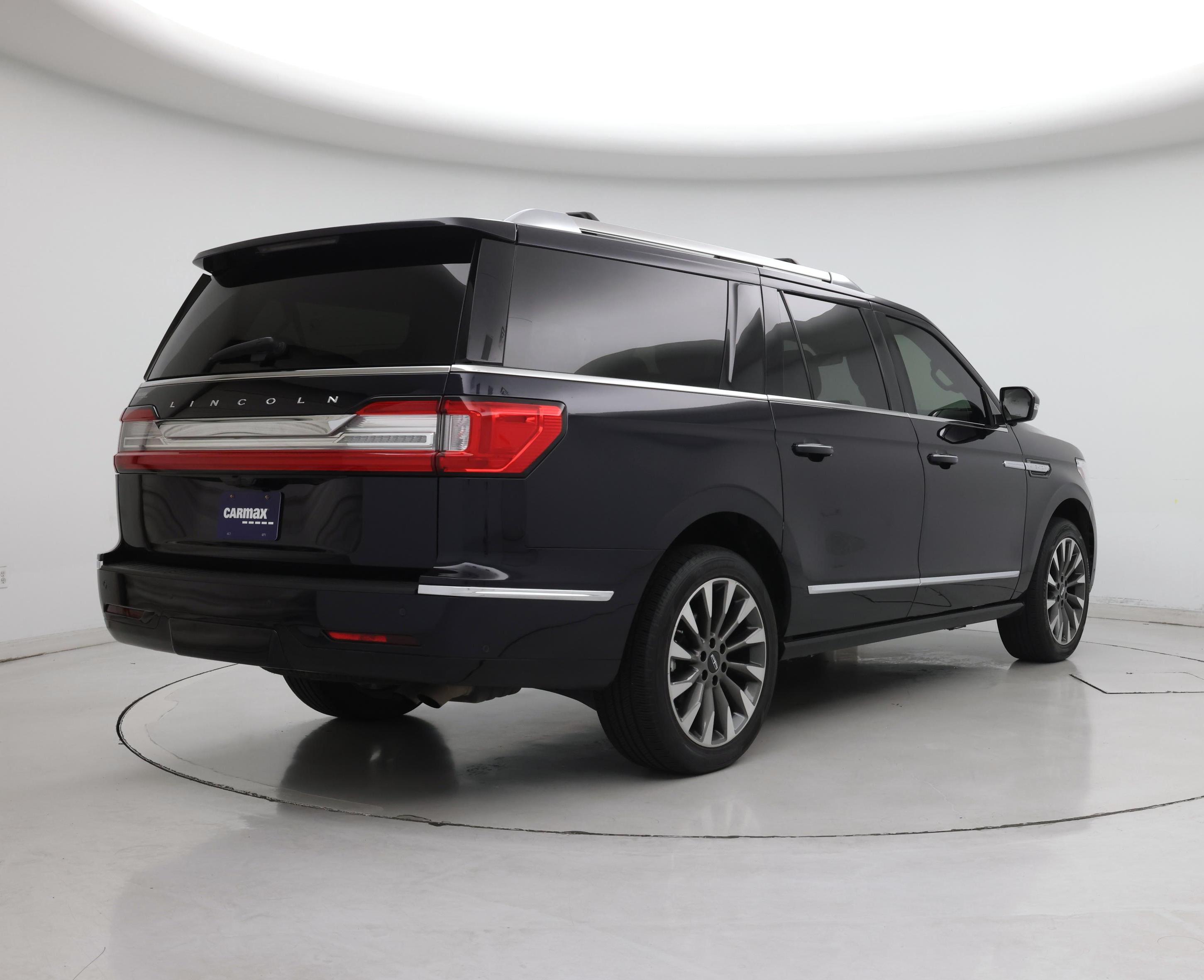 Thumbnail: 2021 Lincoln Navigator L - 8