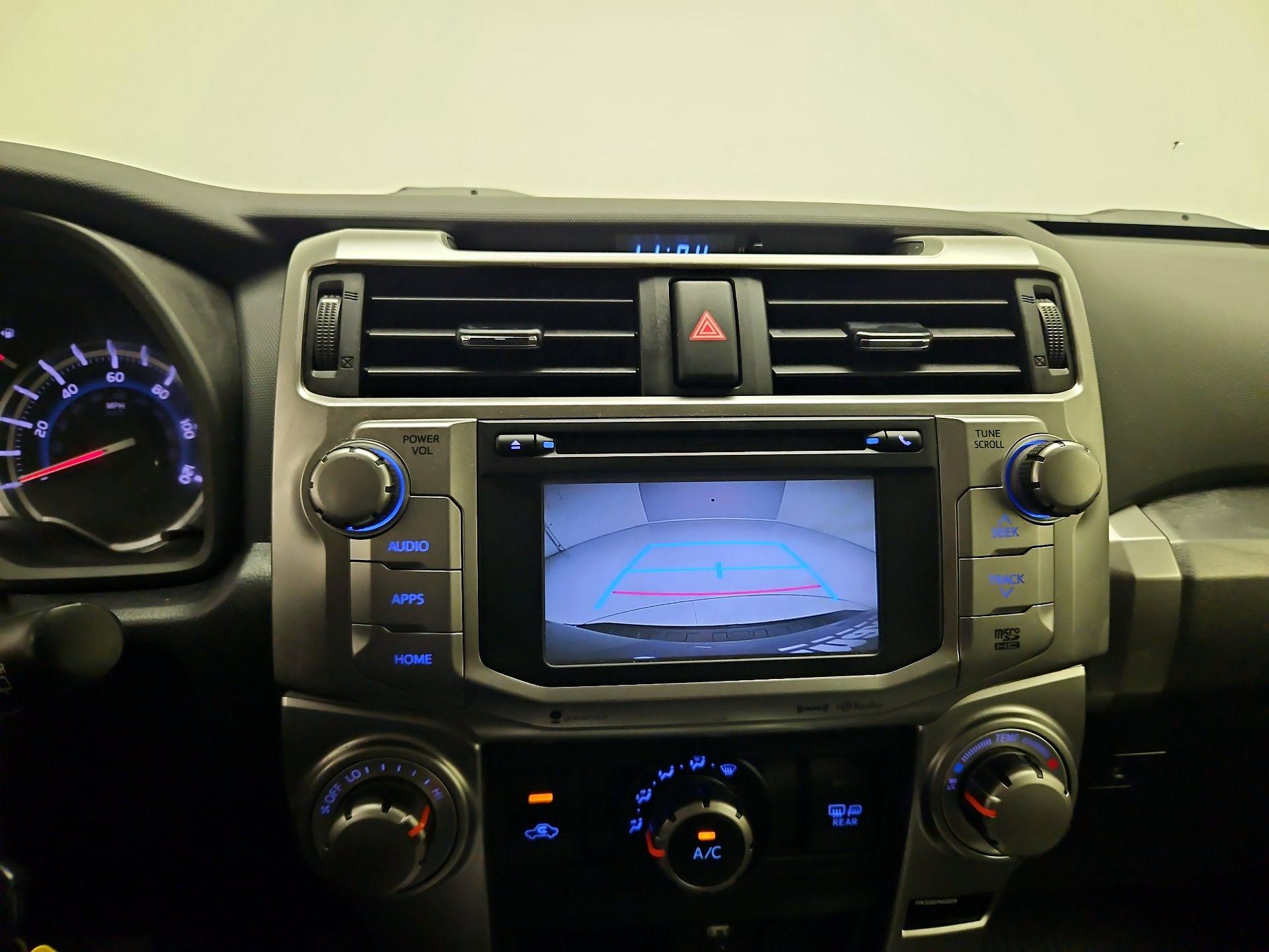 Thumbnail: 2016 Toyota 4Runner - 13