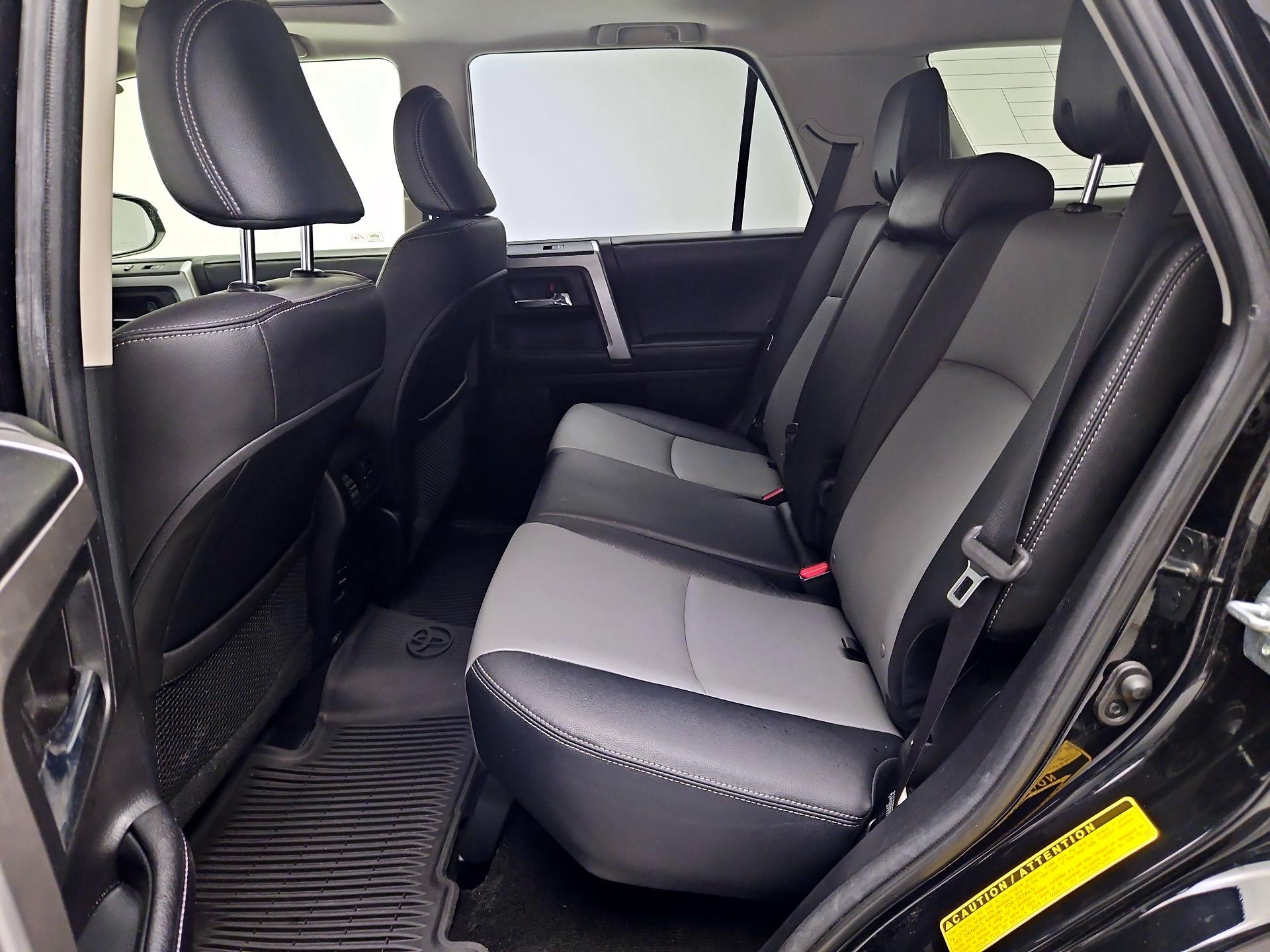 Thumbnail: 2016 Toyota 4Runner - 17