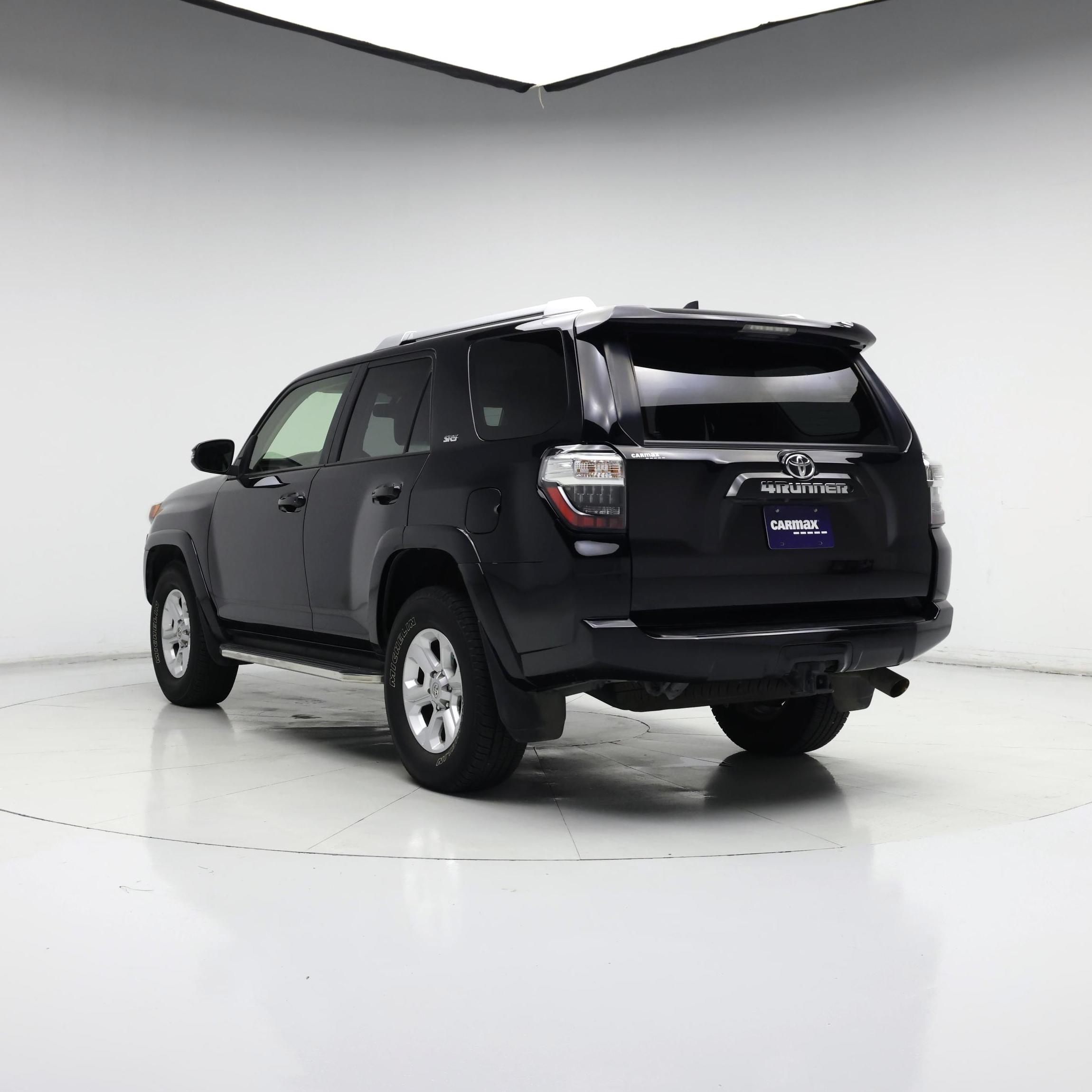 Thumbnail: 2016 Toyota 4Runner - 2