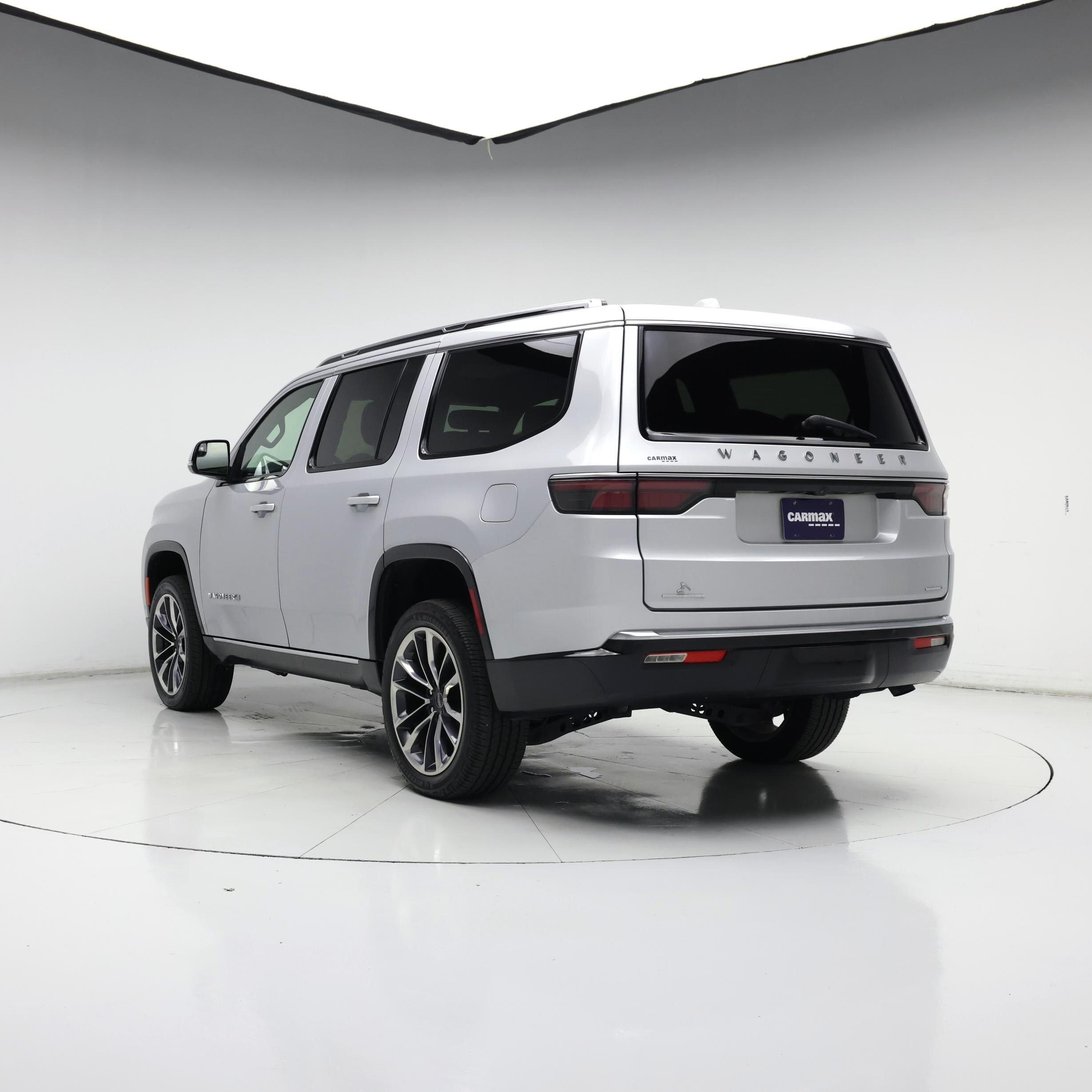 Thumbnail: 2022 Jeep Wagoneer - 2
